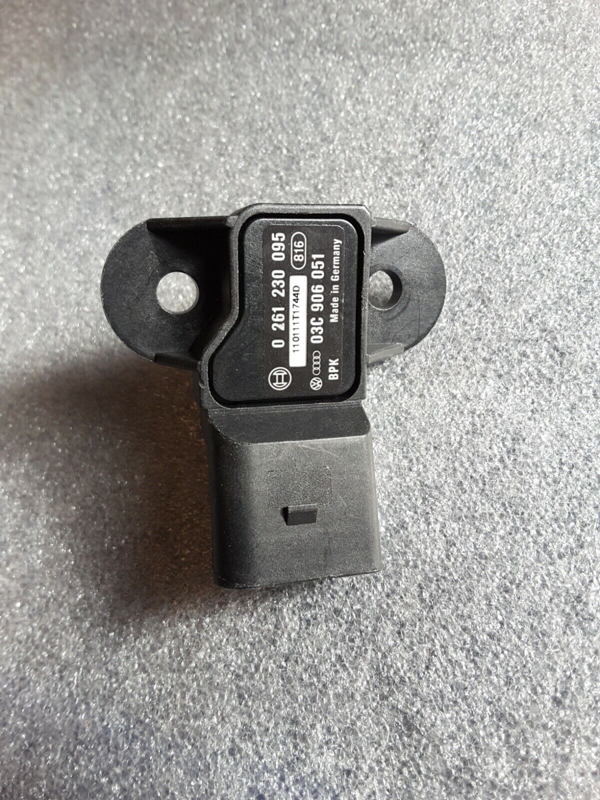 Sensor de presión original VW, AUDI, SEAT 0261230095, 03C906051 Nuevo