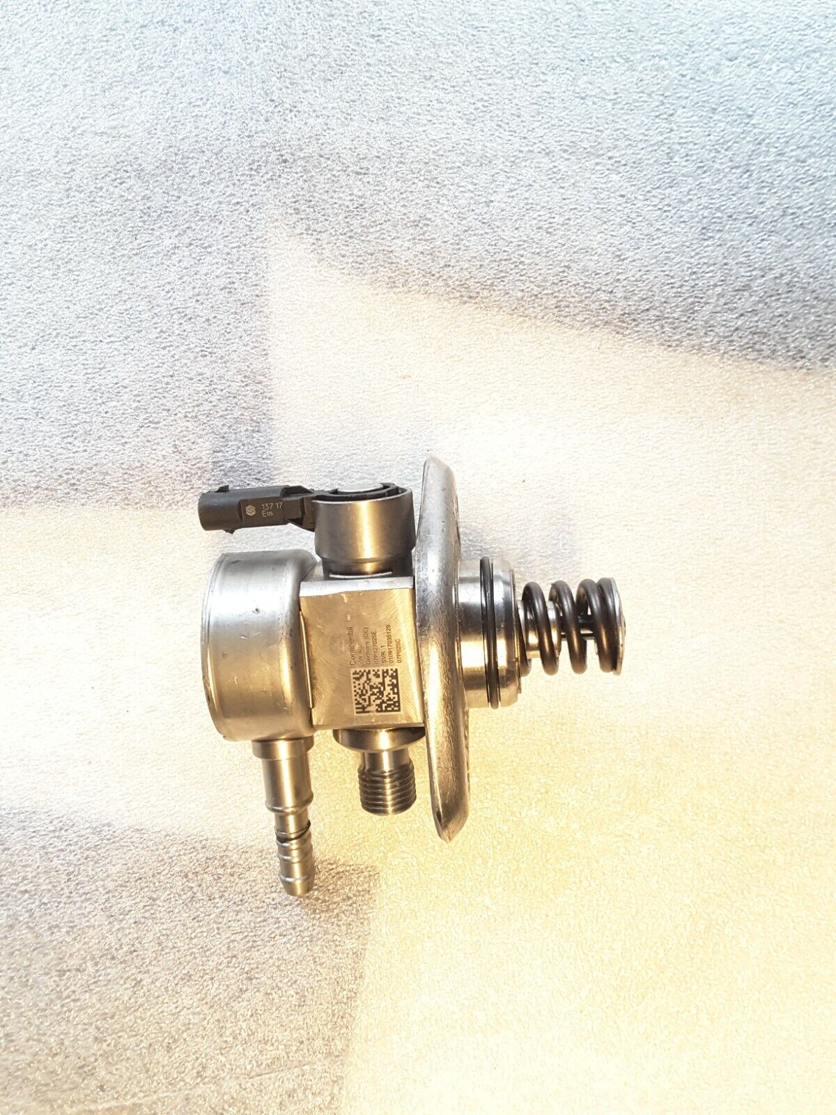 Hochdruckpumpe Einspritzpumpe 07P127025E Original VW Audi Seat Skoda 07P127025E