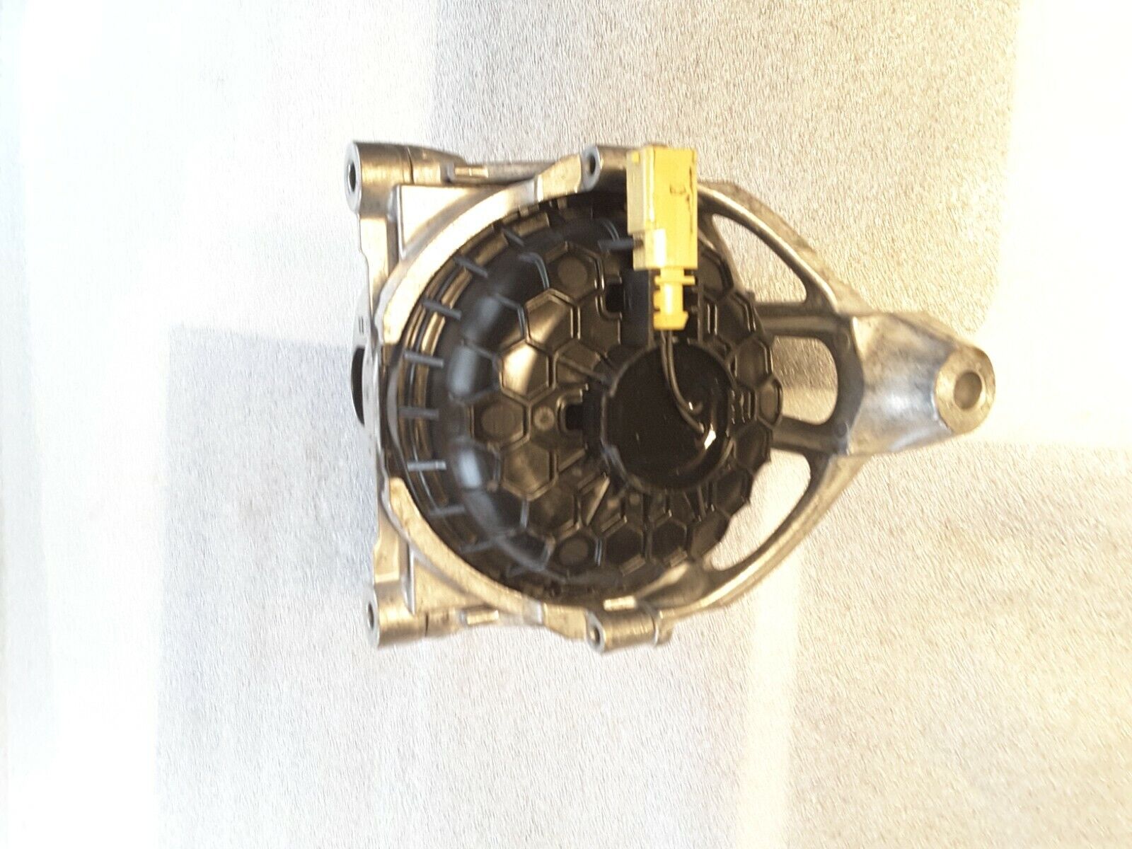 Motorhalter Motor holder Links Original VW, Audi 782215147917, 782215147919 NEU.