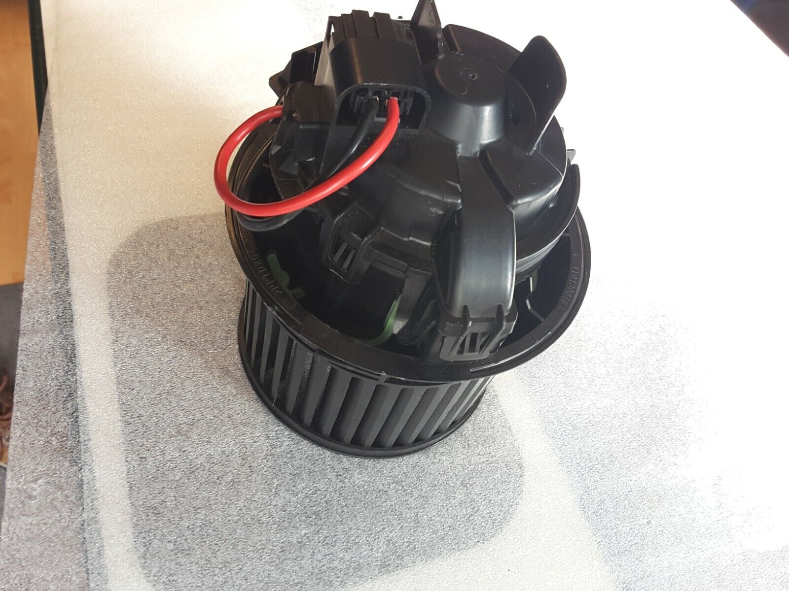 Heizung Lüftung Motor Original Peugeot 508 2011 LHD T1013001U , AMD49011 NEU.