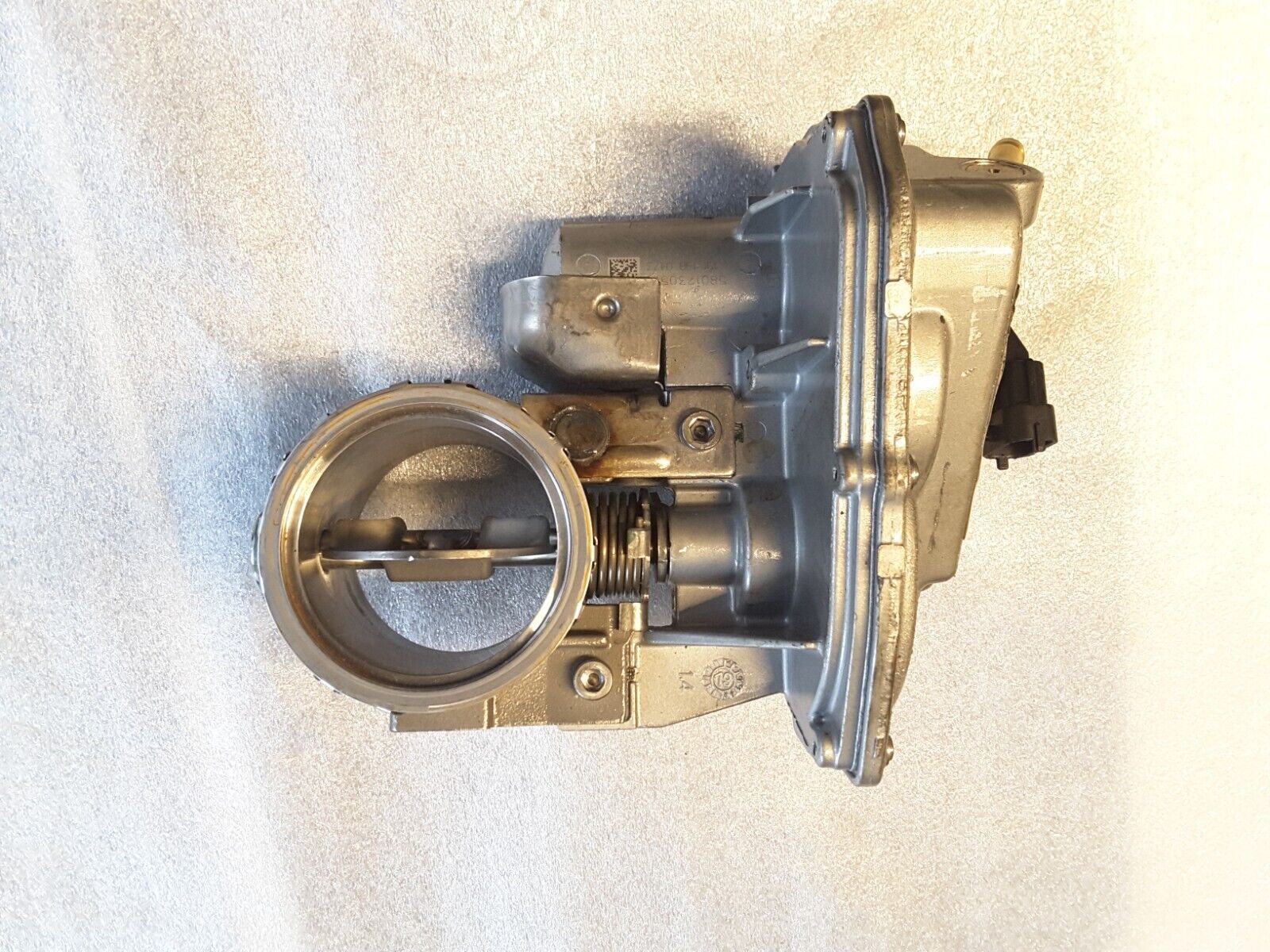 Válvula de escape Original PIERBURG 7.02321.14.0 compatible con IVECO.