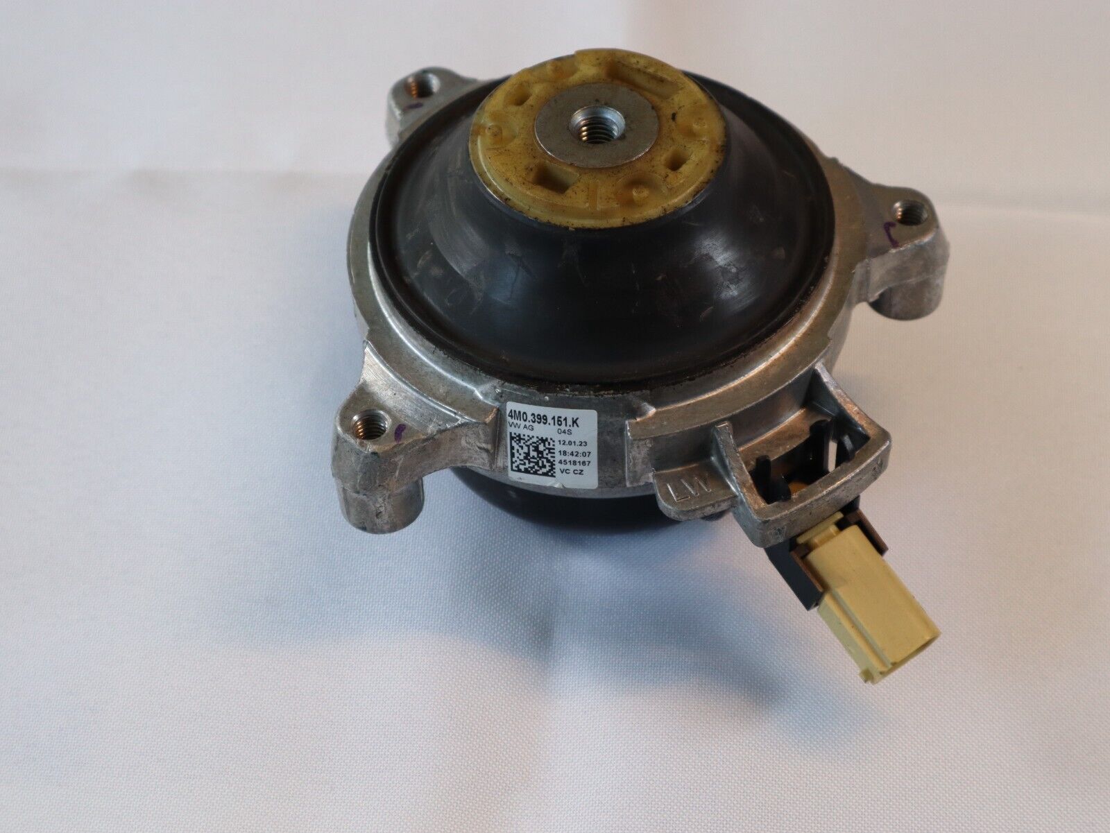 Getriebelager Original Audi Q7 A8 4M VW Touareg CR Gummimetall 4M0399151K links