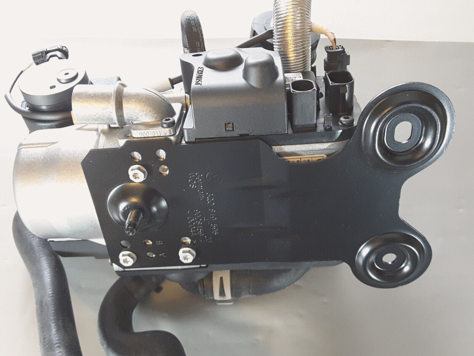 Standheizung Webasto Original Audi VW Benzin 5Q0815005 AL NEU