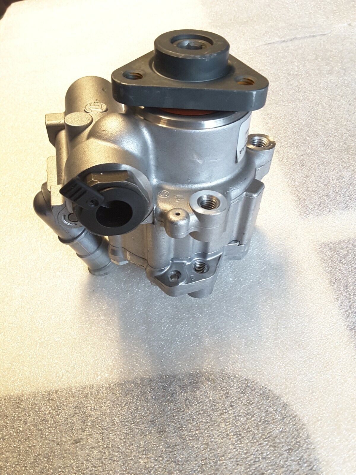 Hydraulik Pumpe Servo pumpe Original JAGUAR 8W833A674AA, BOSCH K S00 001 888 G