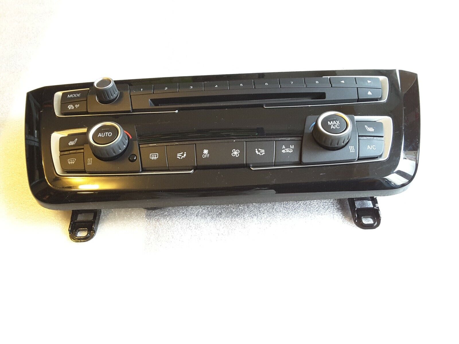Klimabedienteil und Audio FBM Original BMW 1er 3er 4er Radio 61319261102-01 Neu.