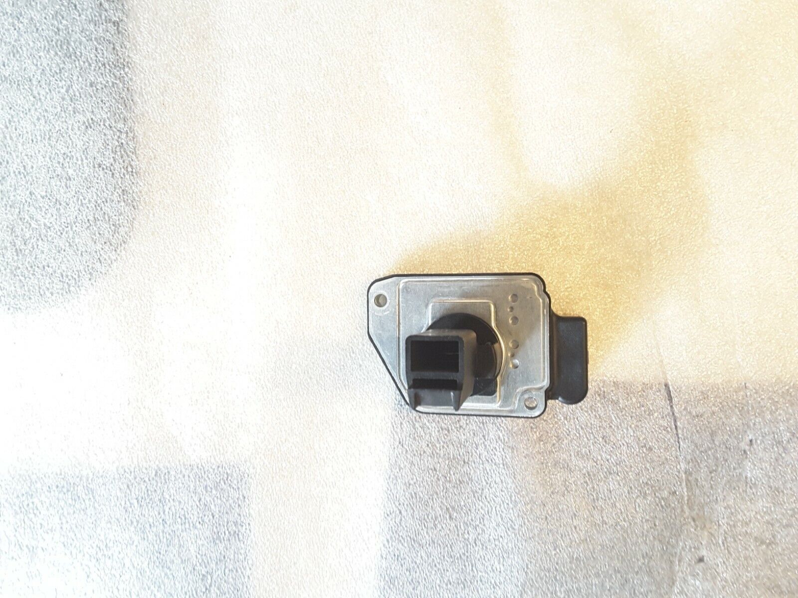 Medidor de masa de aire Original HITACHI 057906461F, 2505071 para AUDI Nuevo.