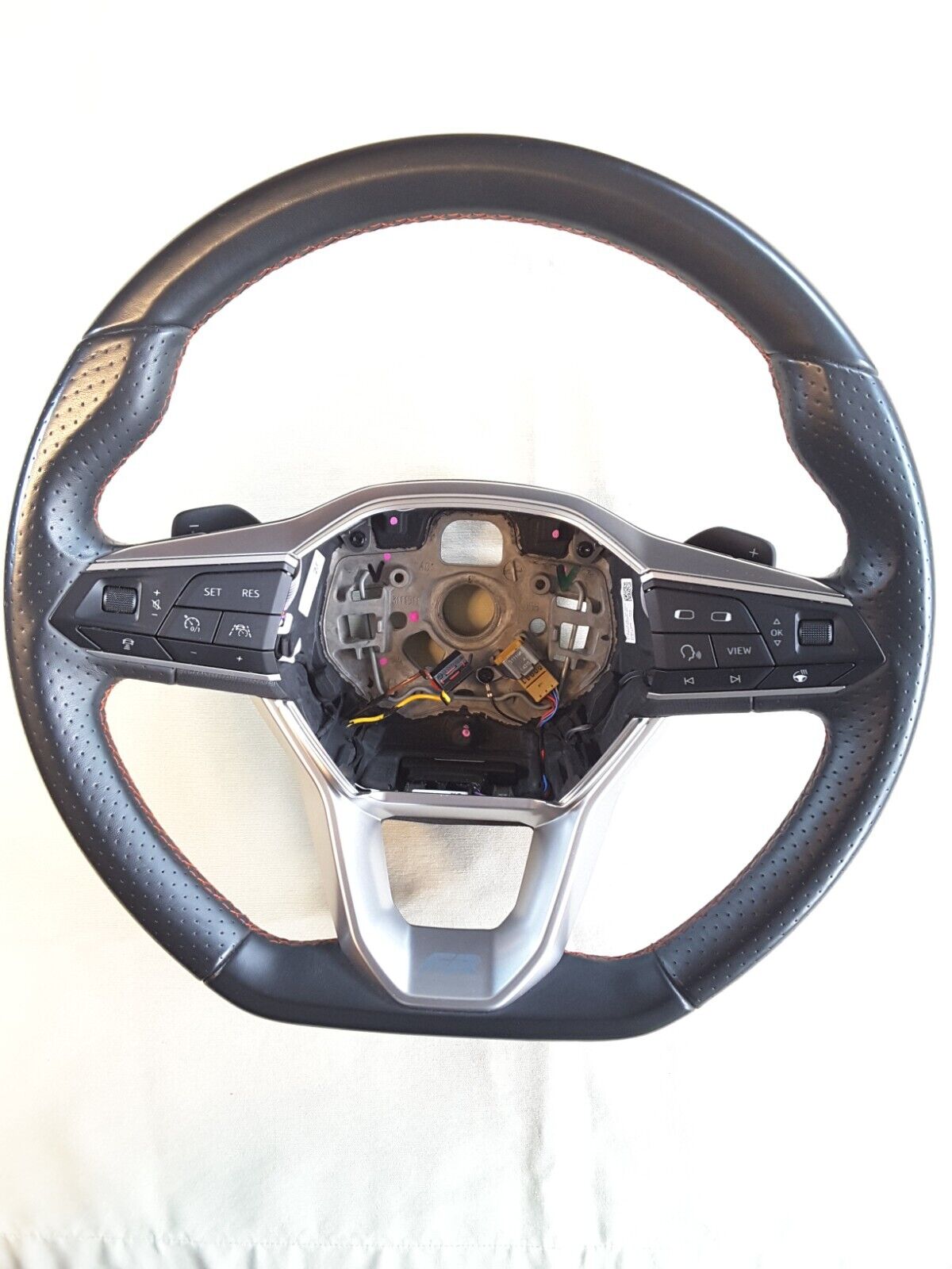 Volante multifunción calefactable con levas Original Seat FR 5FA419091EP.