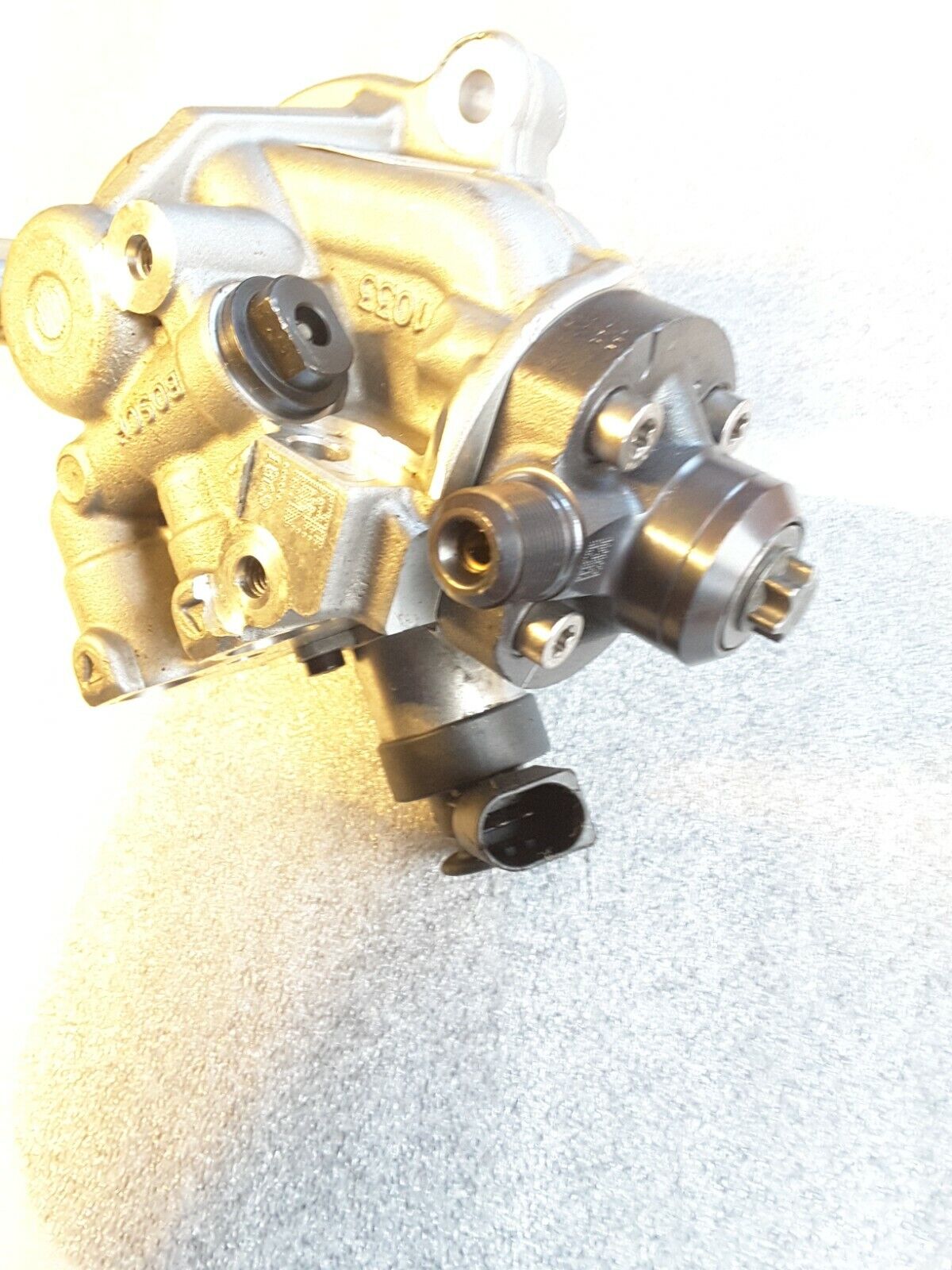 Hochdruckpumpe Einspritzpumpe Original Mercedes E220, D S213 A6540700001