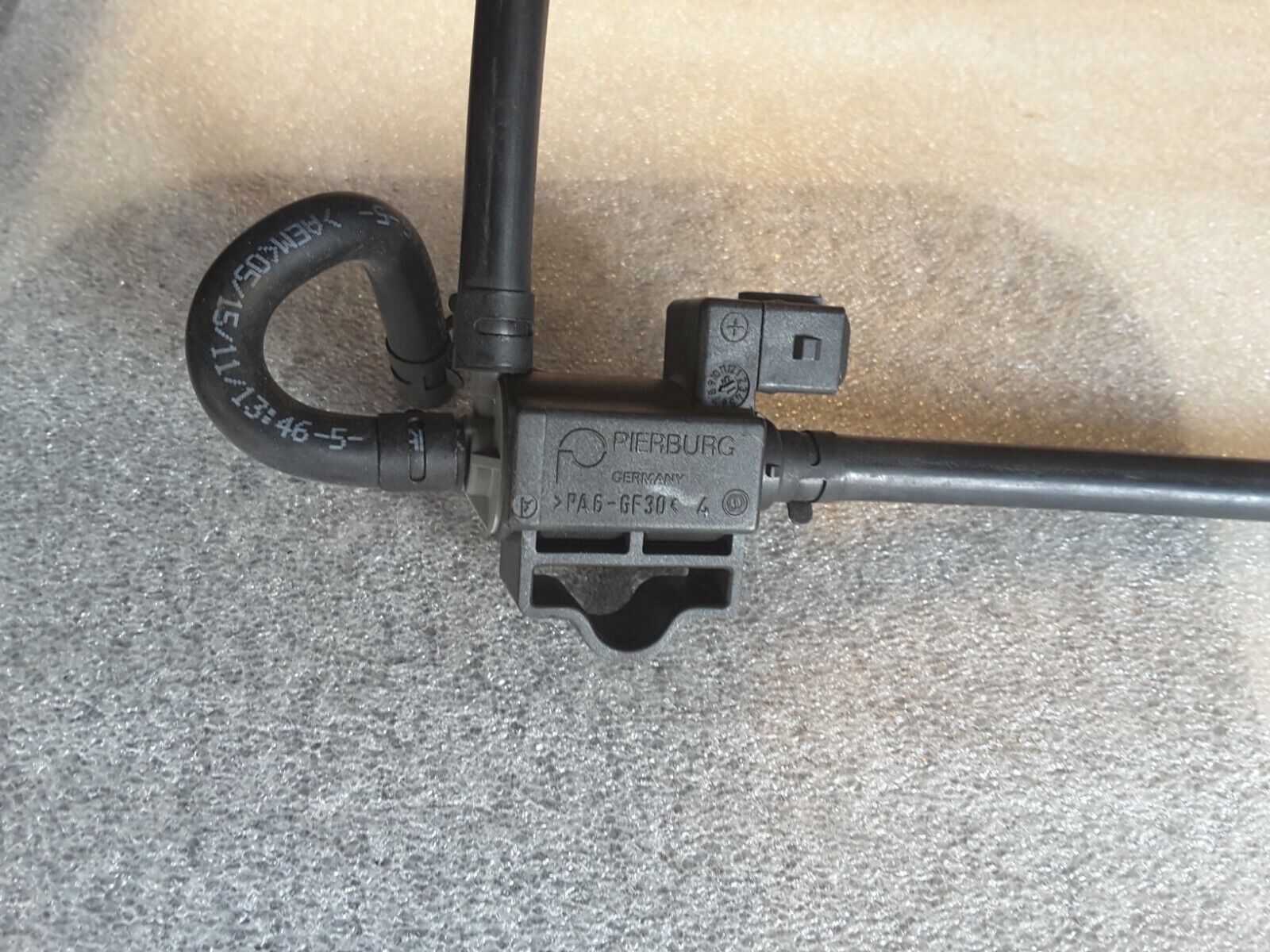 Ladedruckregelventil PIERBURG 7.03833.02.0 CHEVROLET OPEL 1.4 ,1.6 55574902