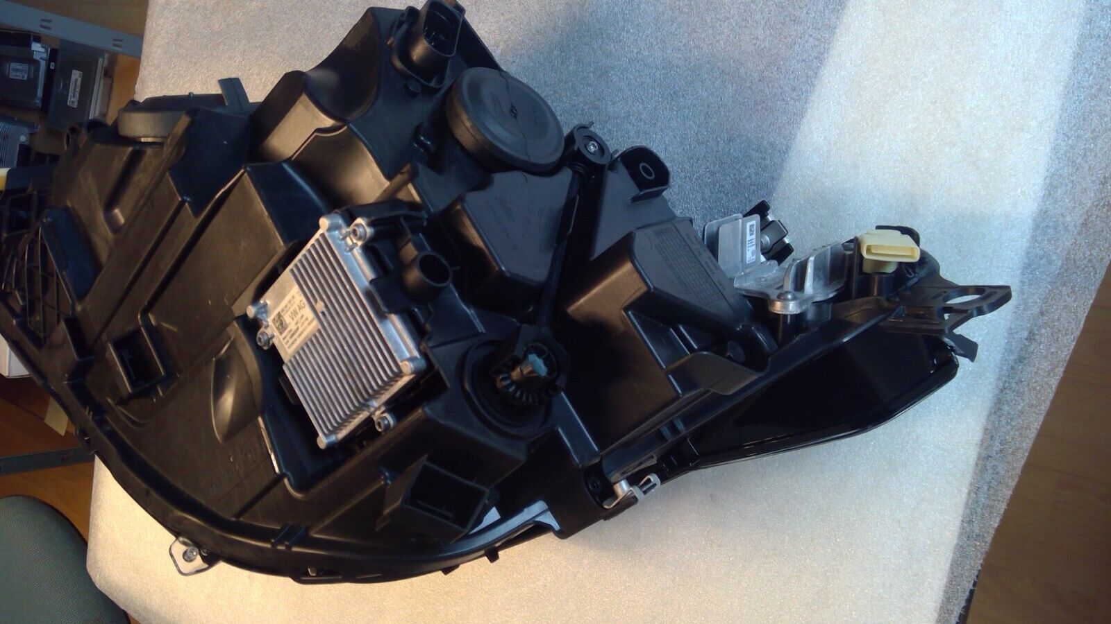 Frontscheinwerfer Original VW VIII 8 5H1941006 LED Rechts Komplet Steuergerät