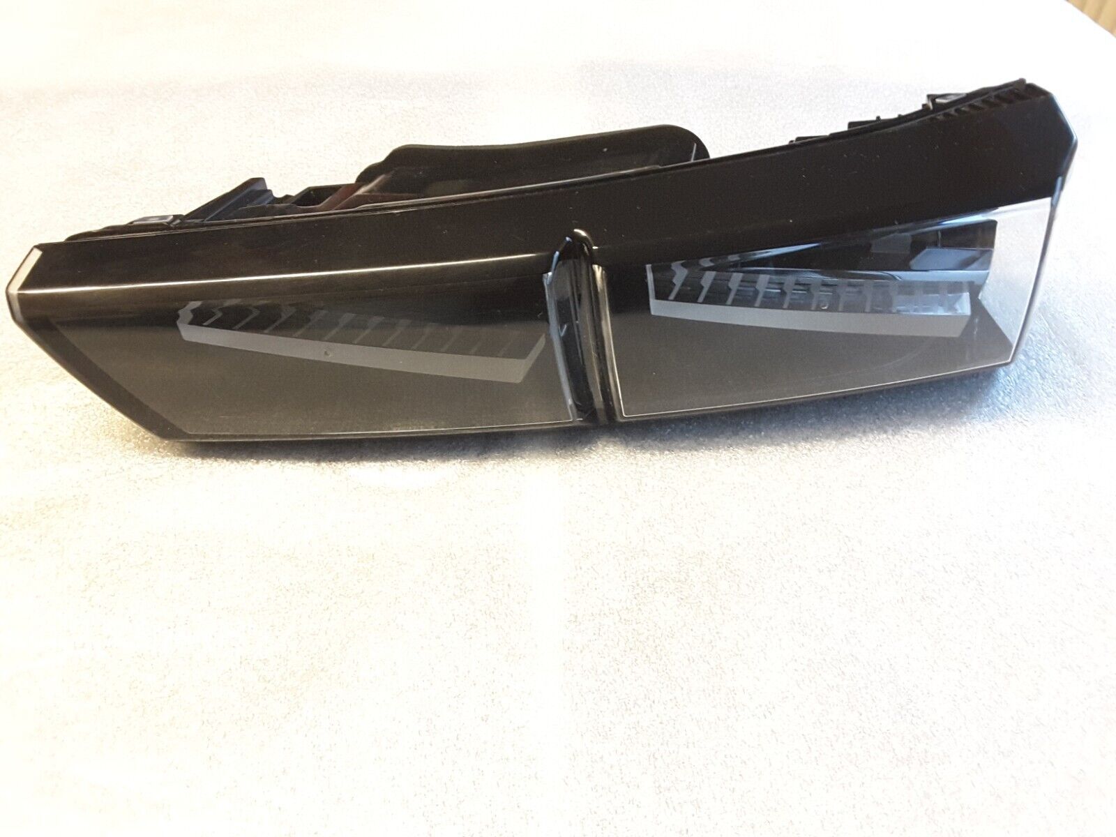 Luz trasera LED Original Peugeot 308 SW Izquierda 9835300480