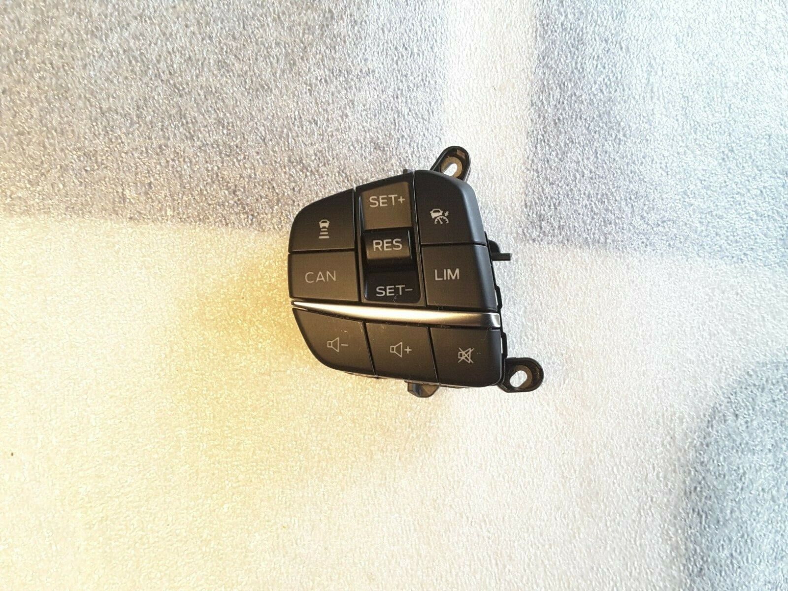 Botones multifunción para volante con ordenador de a bordo, Original Ford Fiesta, H1BT-9E740-DA