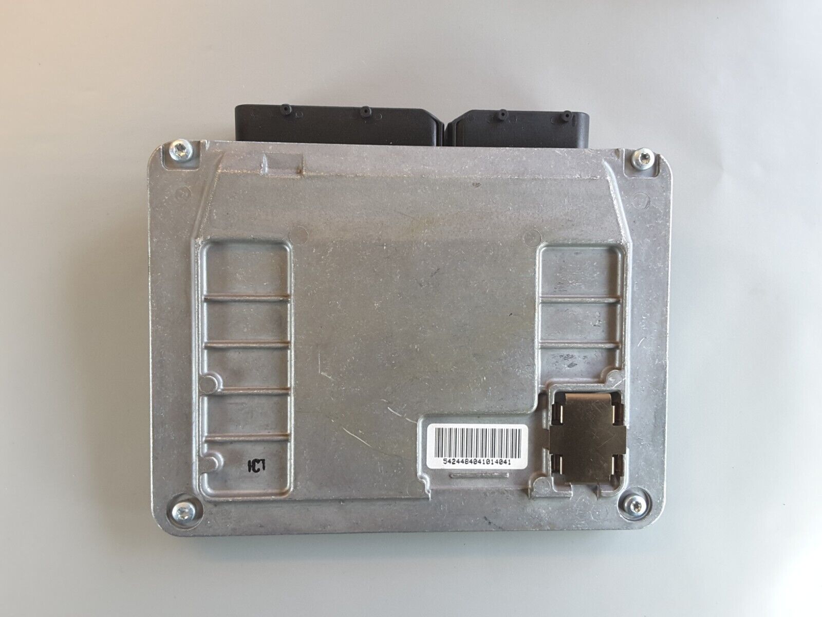 Steuergerät Einspritzung/ Motorsteuergerät Original VW 06A906033A