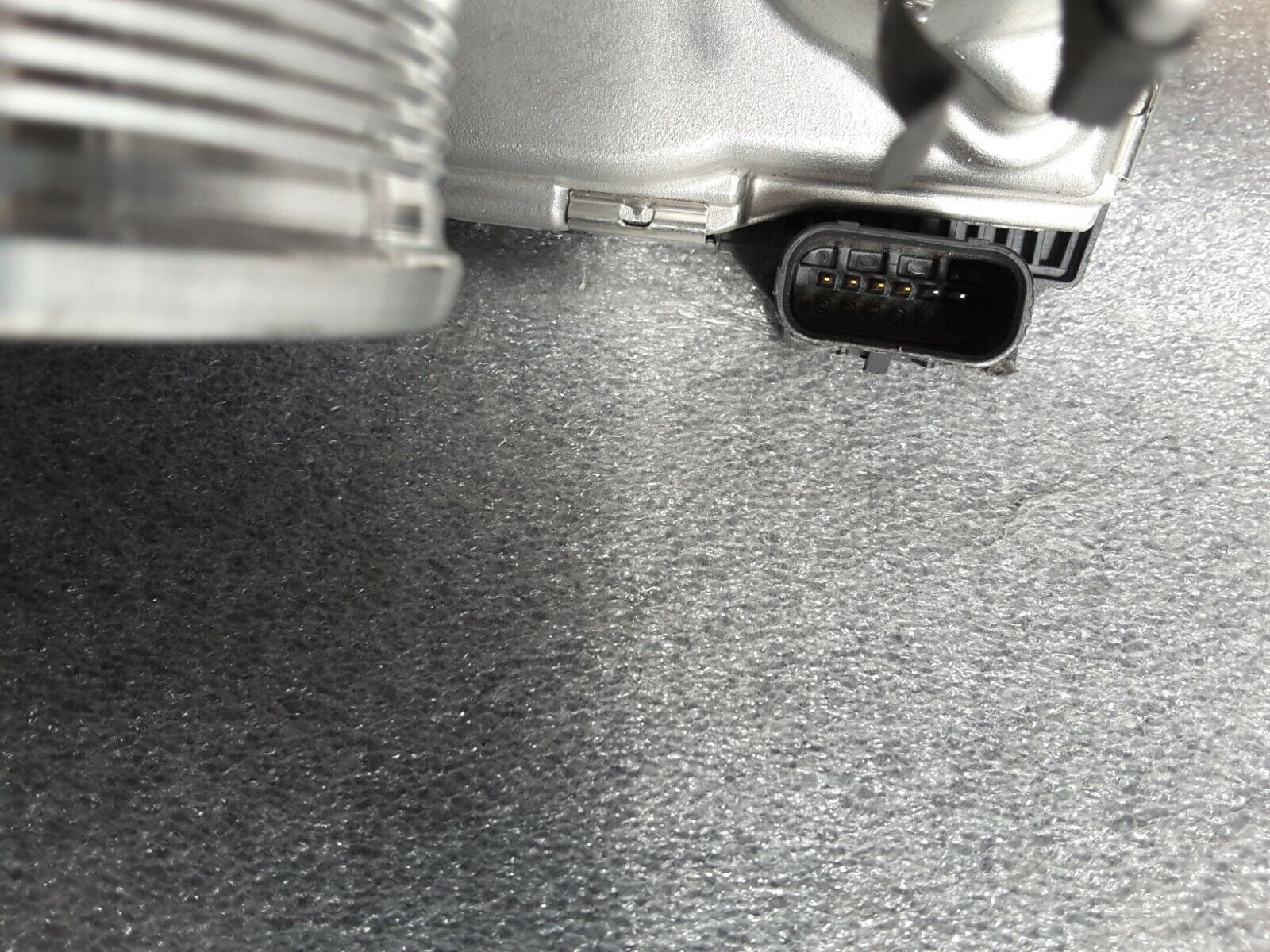 Drosselklappenstutzen Original BOSCH 0280750585 FORD FOCUS 3 Turnier KUGA 2 DM2