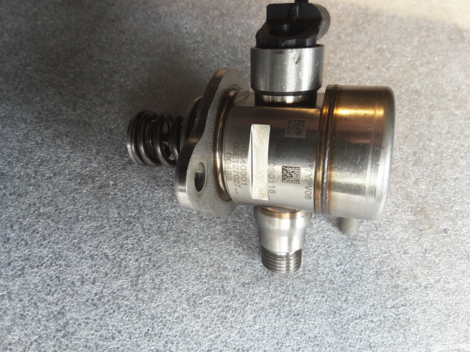 Hochdruckpumpe 05E127027, Original VW, für 1.5 TSI / TFSI Motoren, Golf 7 A3 NEU