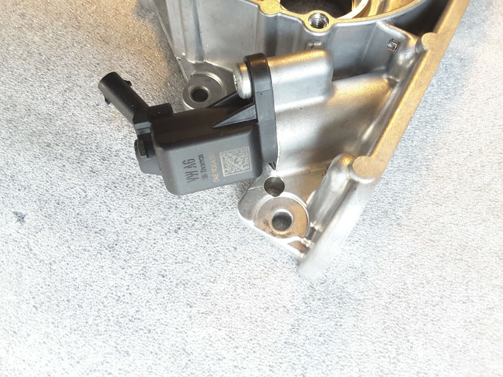 Ölpumpe Original VW, Seat, Skoda 04E115105AT NEU.