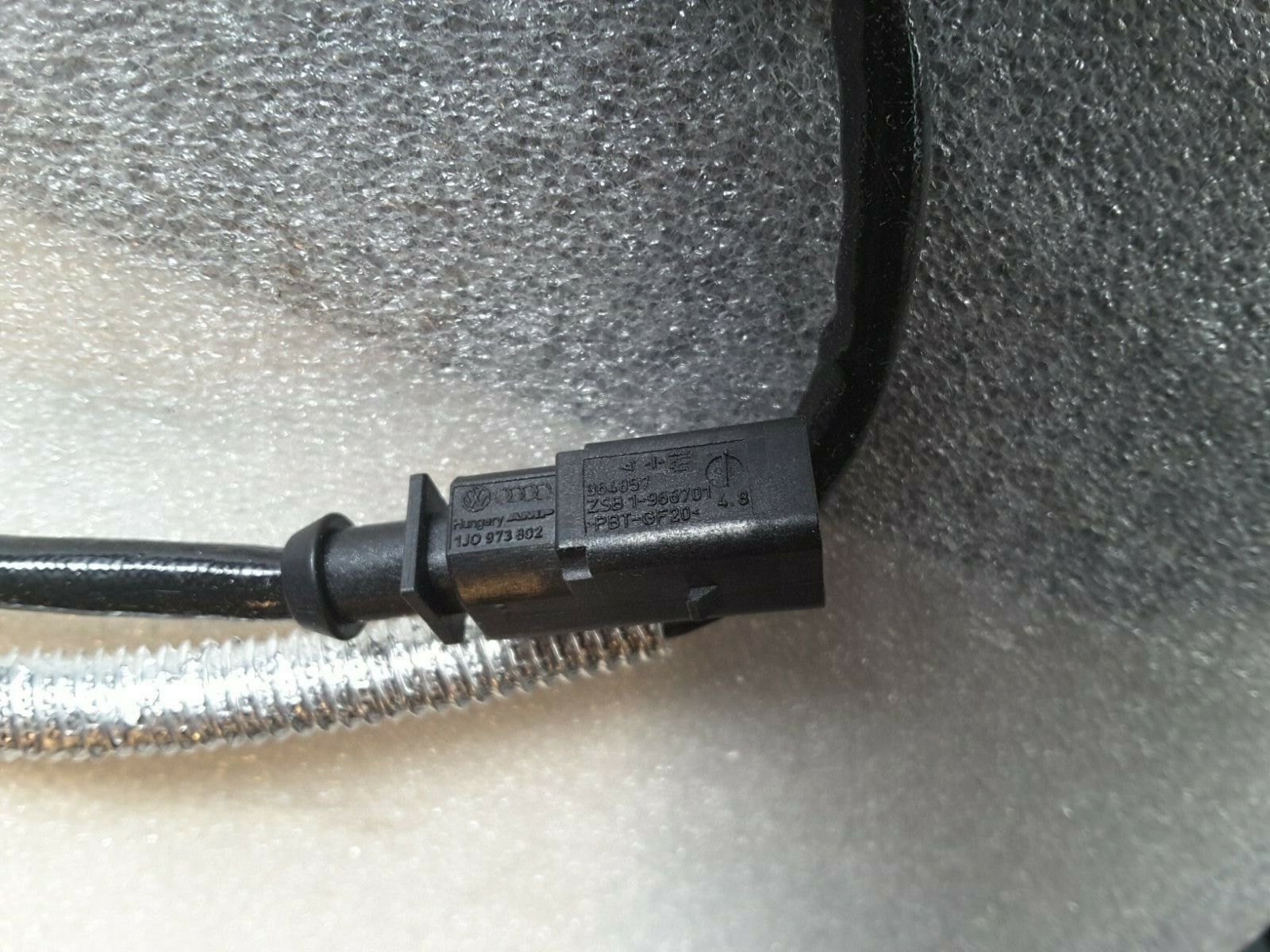 Abgastempreaturfühler Lambdasonde Original VW, Audi TDI 059906088DE NEU.