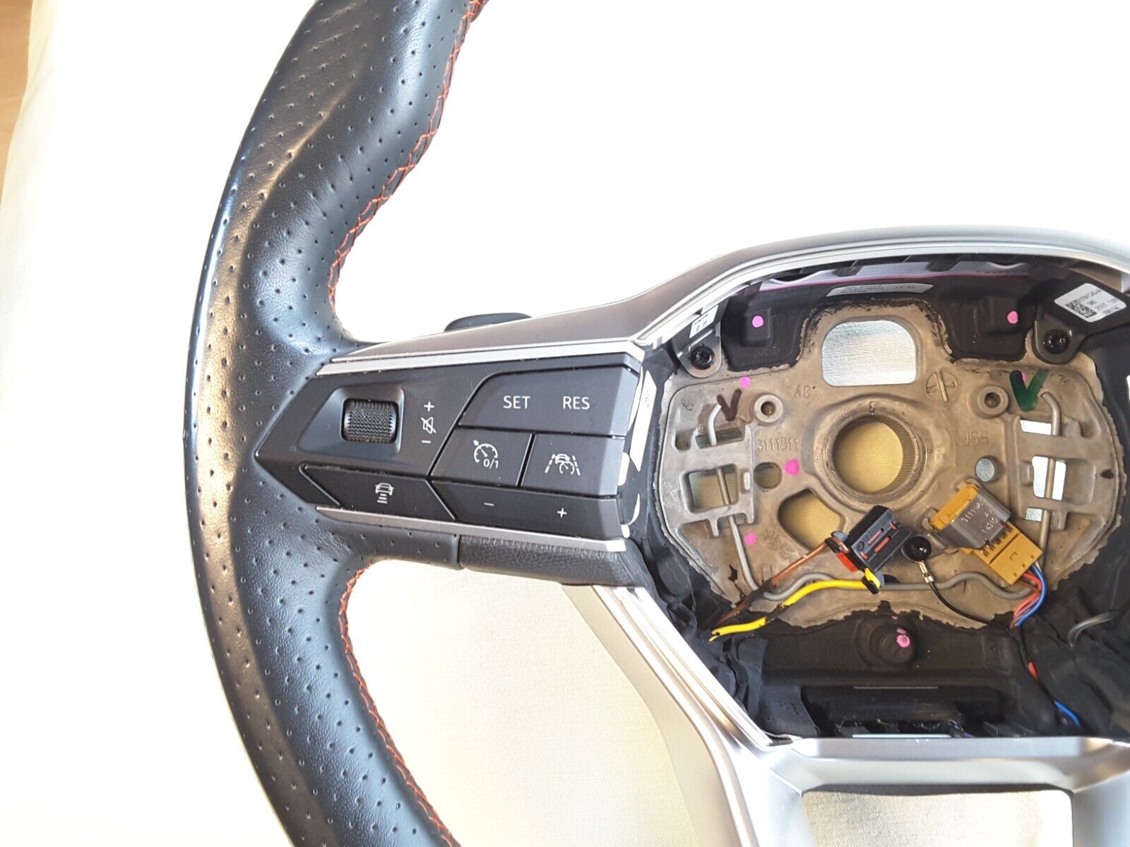 Volante multifunción calefactable con levas Original Seat FR 5FA419091EP.