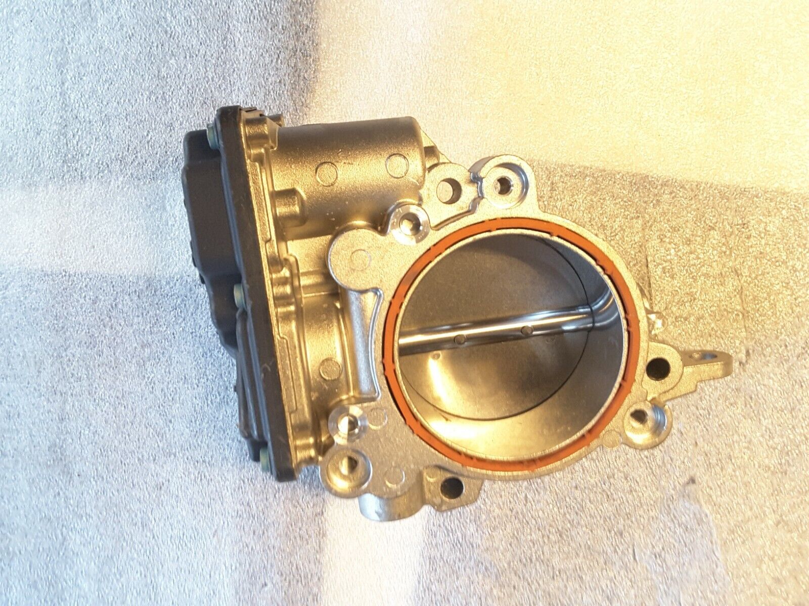 Drosselklappenstutzen Original BMW G11 G12, 13548601651 A2C86776500 NEU.