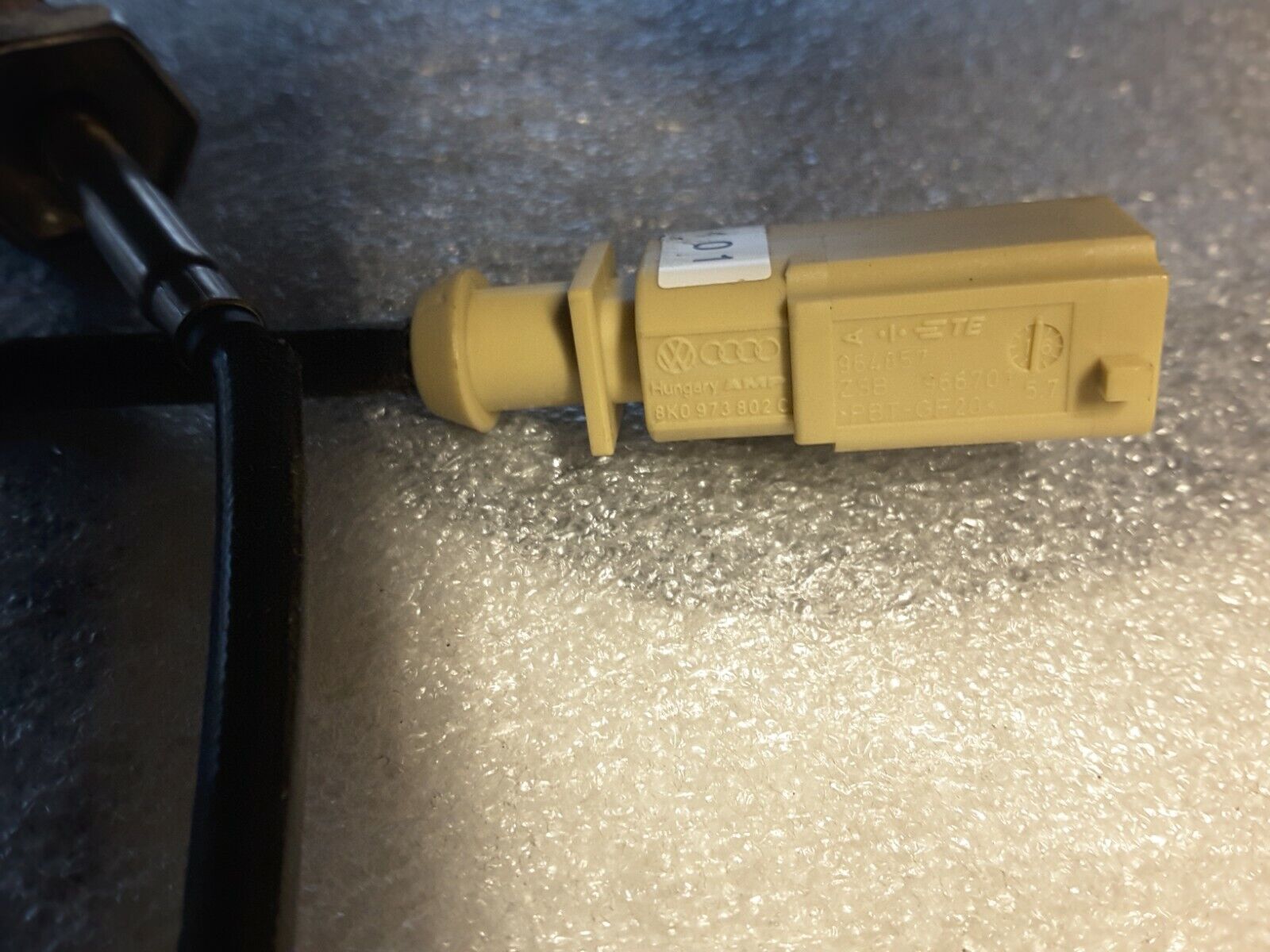 Abgastemperaturgeber nach Kat 04L906088CD Original VW 2,0 TDi Tiguan 5NA NEU.