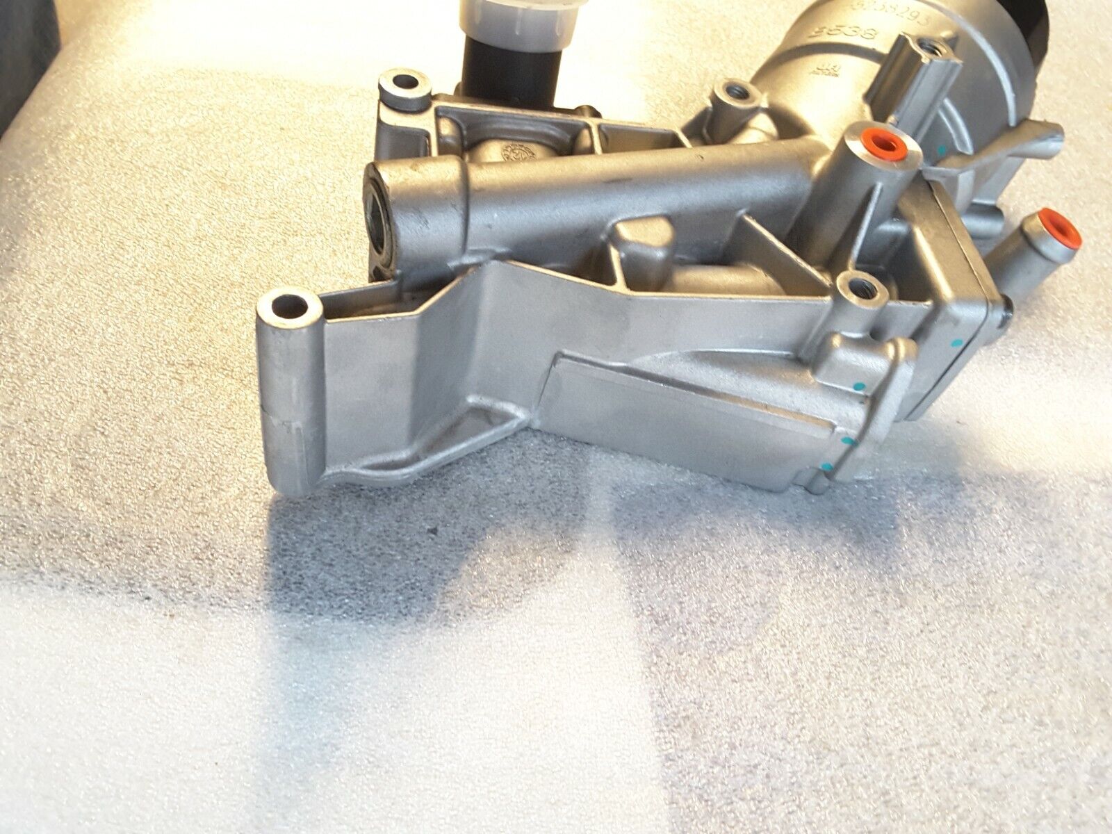 Enfriador de aceite de motor original UFI Calidad 55238293 para OPEL CORSA S07 CDTI NUEVO