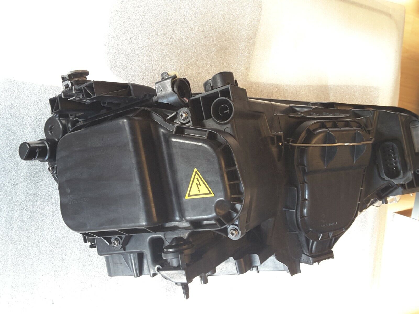 Scheinwerfer Xenon LED Original VW Golf Sportsvan Links 517941033A