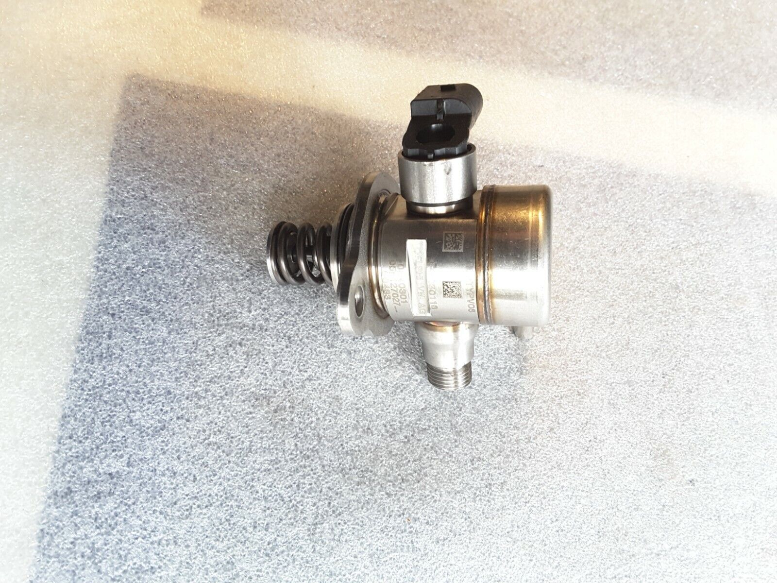 Hochdruckpumpe 05E127027, Original VW, für 1.5 TSI / TFSI Motoren, Golf 7 A3 NEU