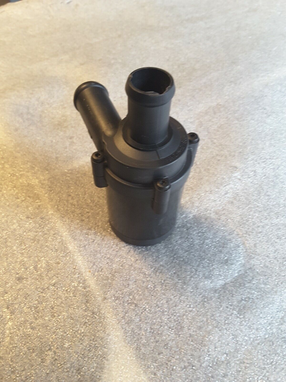 Wasserumwälzpumpe Standheizung Origi. PIERBURG 7.10101.09.0 VOLVO V40 525 ,526