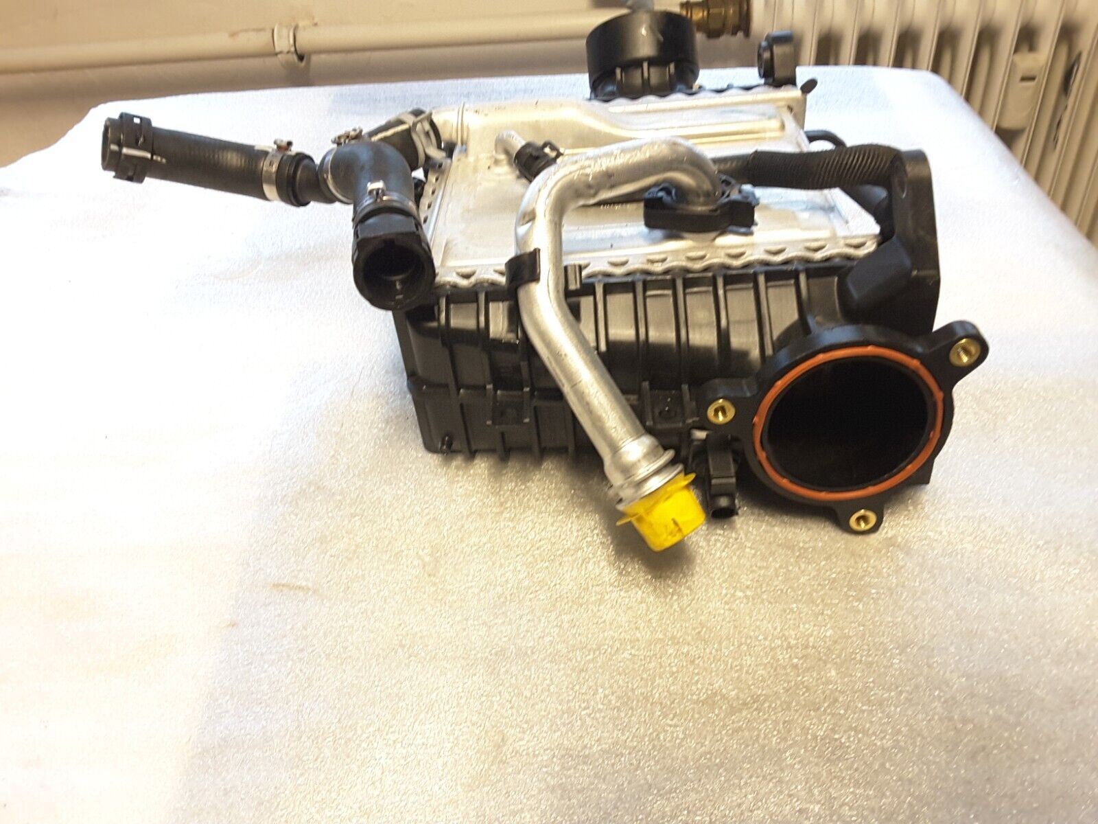 Ladeluftkühler Original Mercedes W213 S213 E-Klasse 6540904601, A6540108711