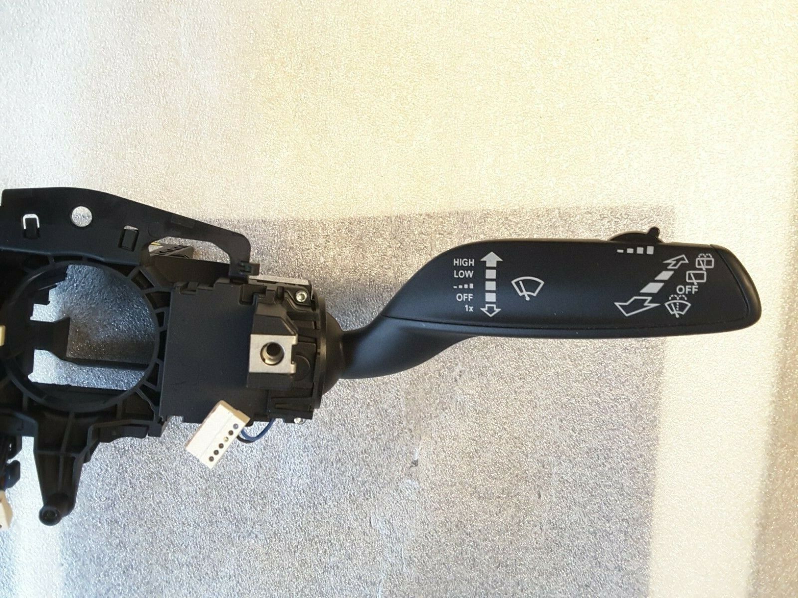 Lenkstockschalter Blinker Wischer Tempomat Original VW, 8V0953521B NEU.