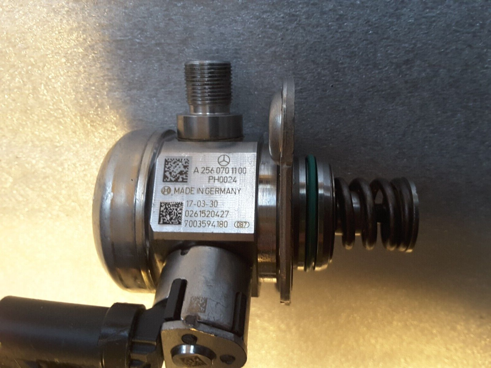 Kraftstoffeinspritzpumpe Mercedes C257 CLS53 AMG EQ 2019 RHD A2560701100