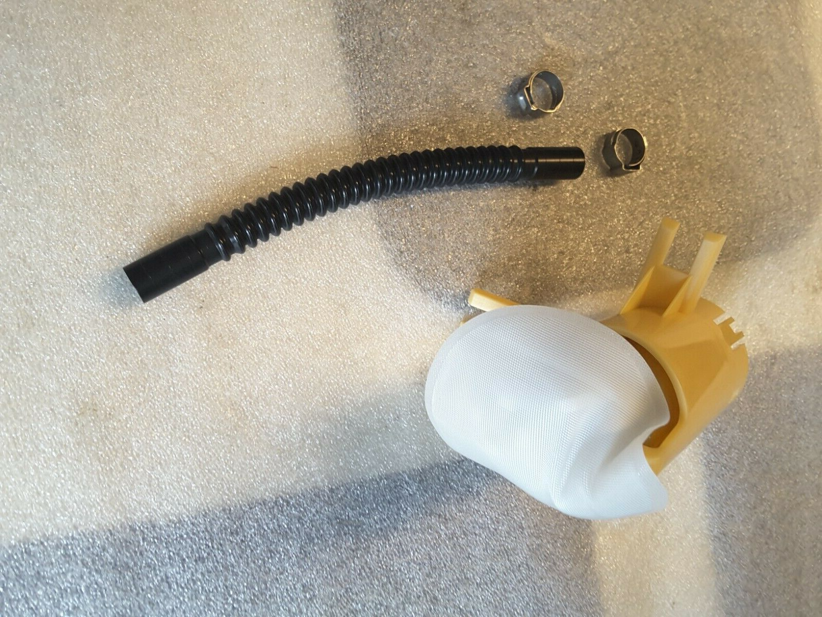 Kraftstoffpumpe EXPERT KITS + VEMO V20-09-0086 für BMW E46 3er Touring Compact