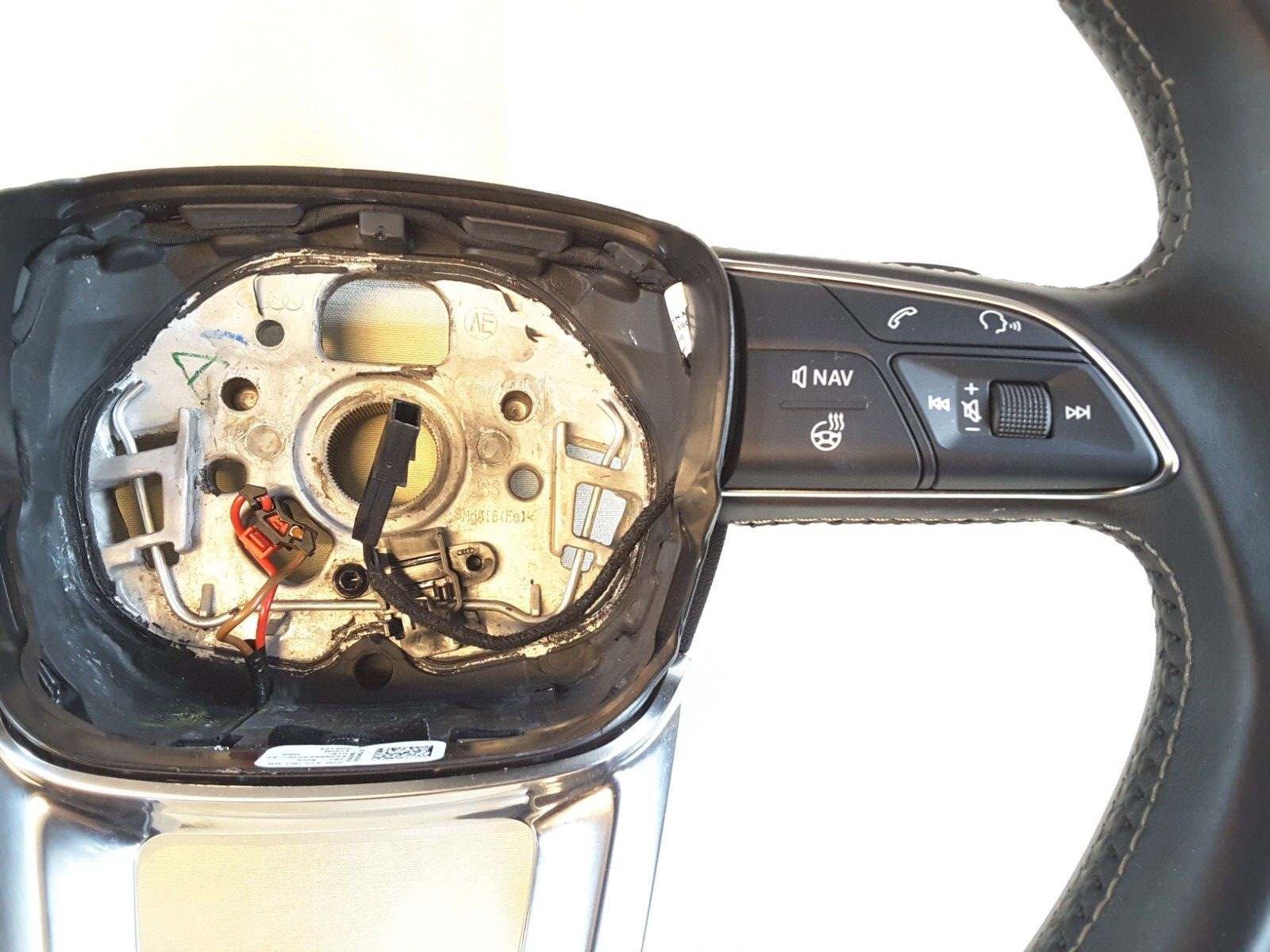 Volante deportivo multifunción de cuero Audi A5 8T 12 Tiptronic negro.