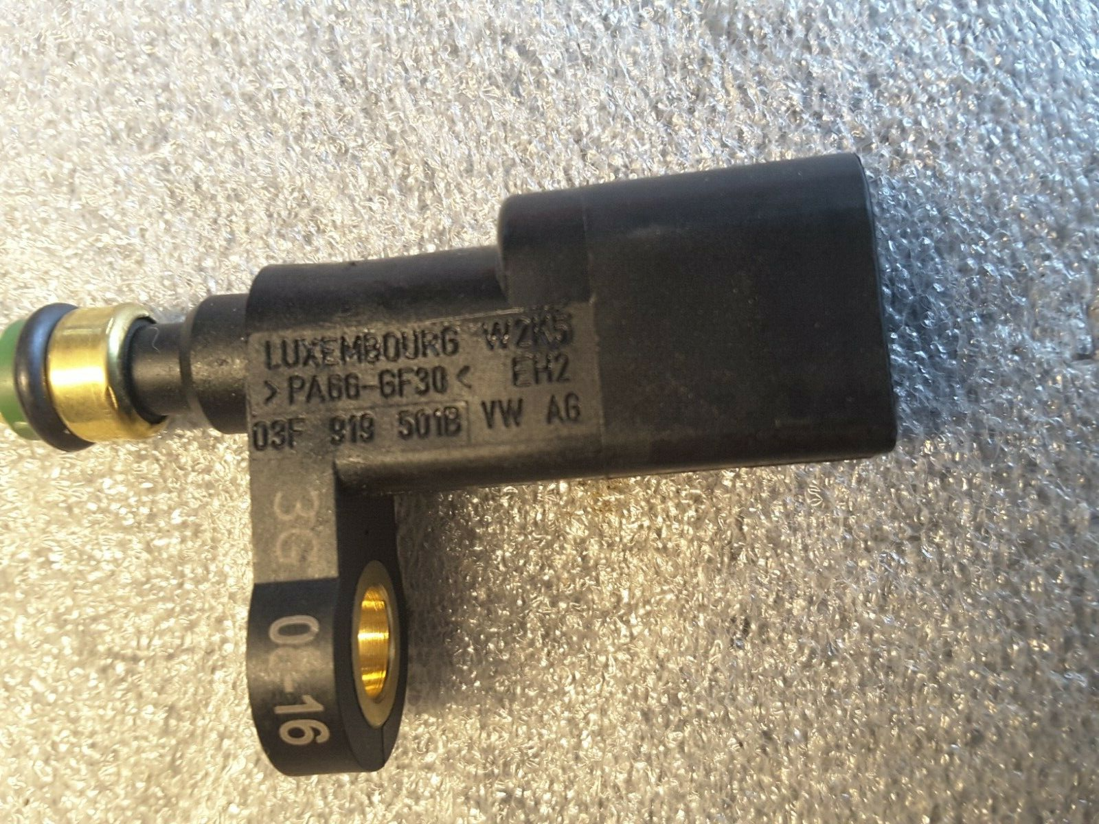 Kühlmittel Temperatur Sensor VW 03F919501B für A1 A3 Q2 CADDY PASSAT SHARAN UP