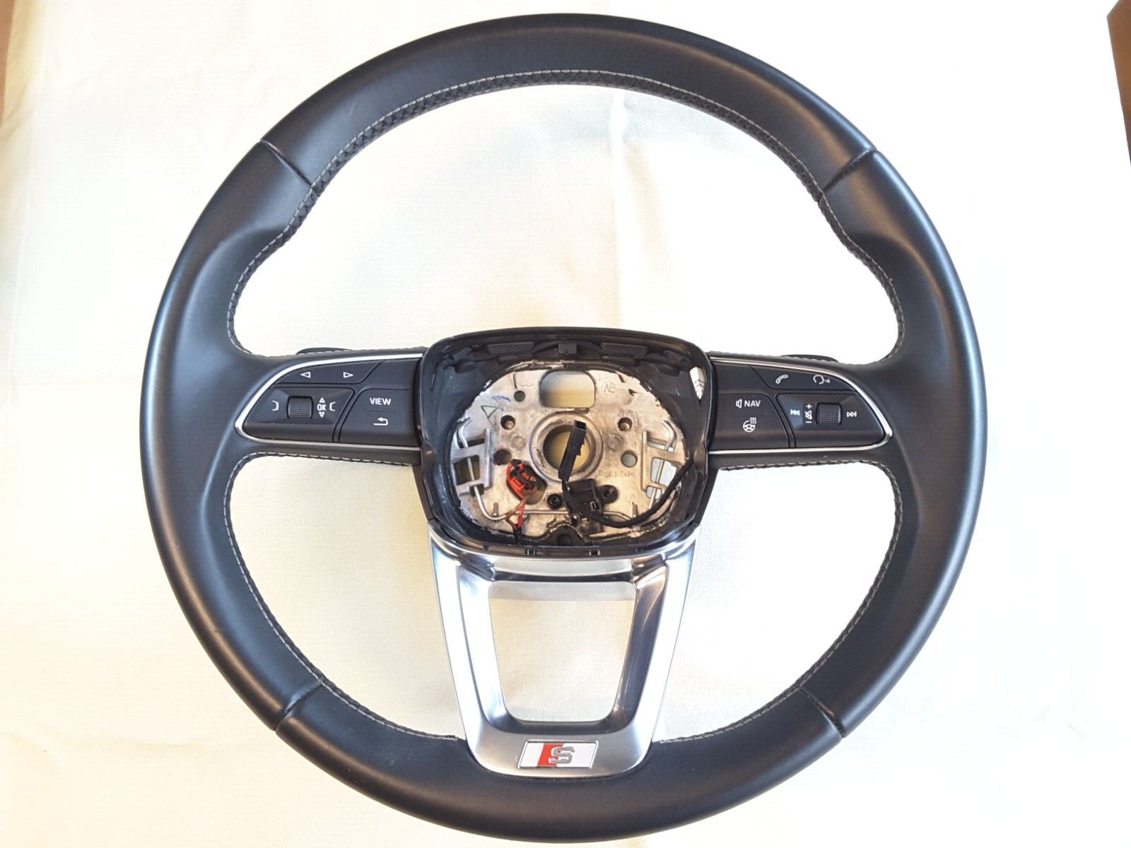 Volante deportivo multifunción de cuero Audi A5 8T 12 Tiptronic negro.