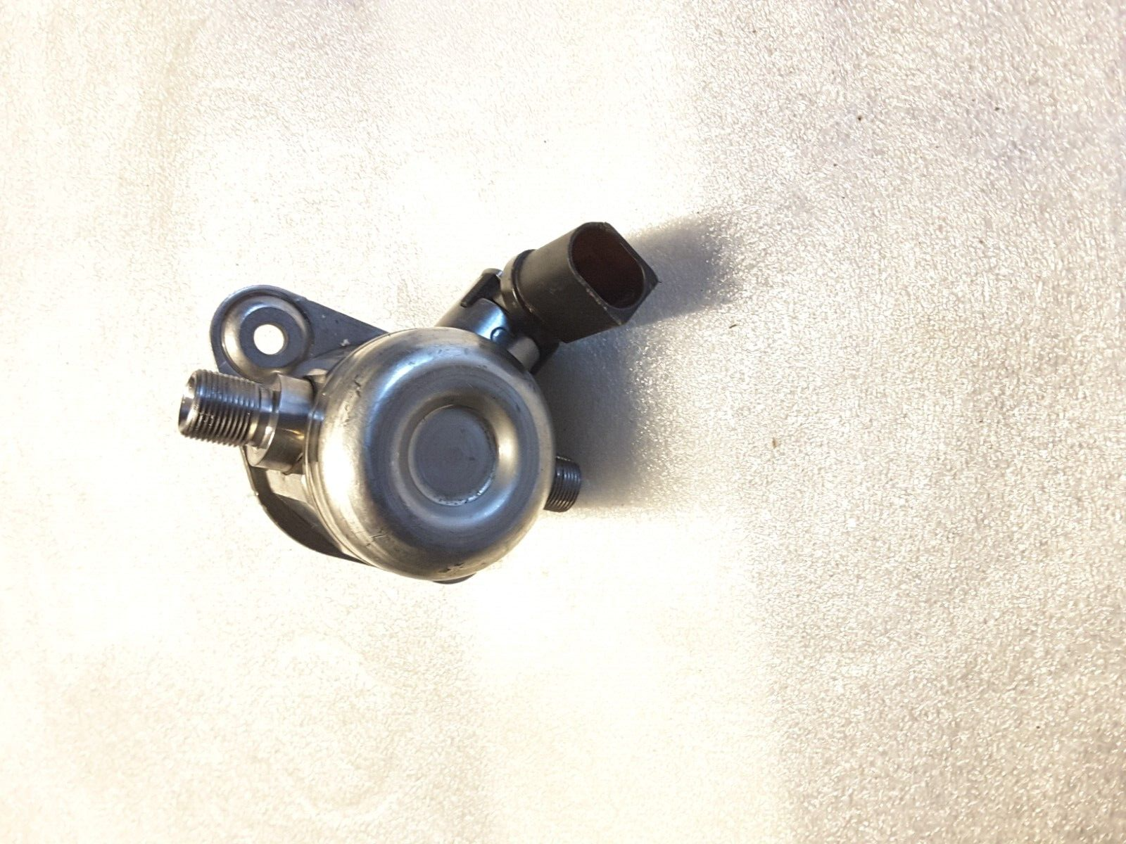 Kraftstoffeinspritzpumpe Mercedes C257 CLS53 AMG EQ 2019 RHD A2560701100