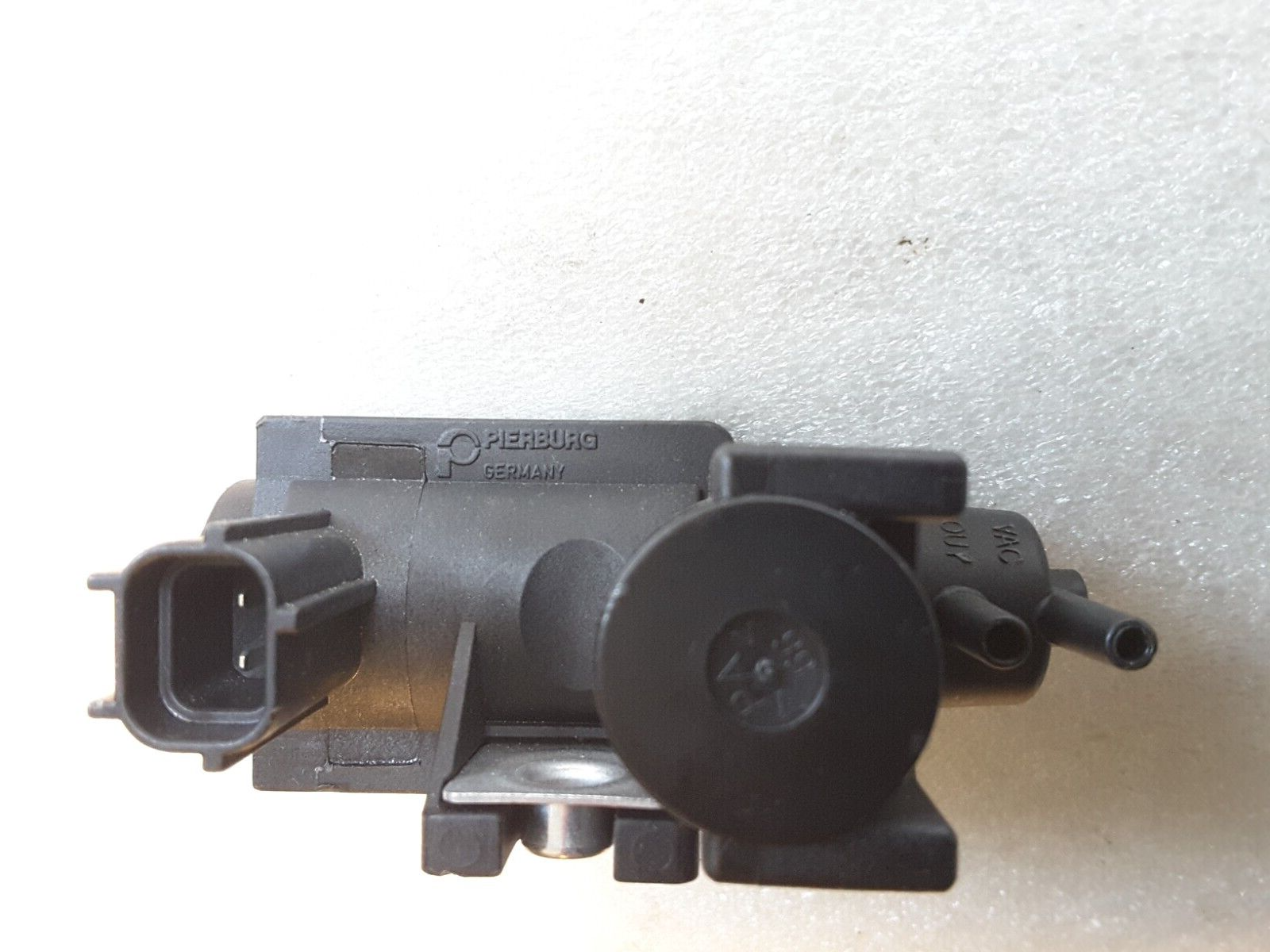Unterdruckventil Original Toyota Pierburg 7.00513.16 70051316 25819-0W010 Neu.