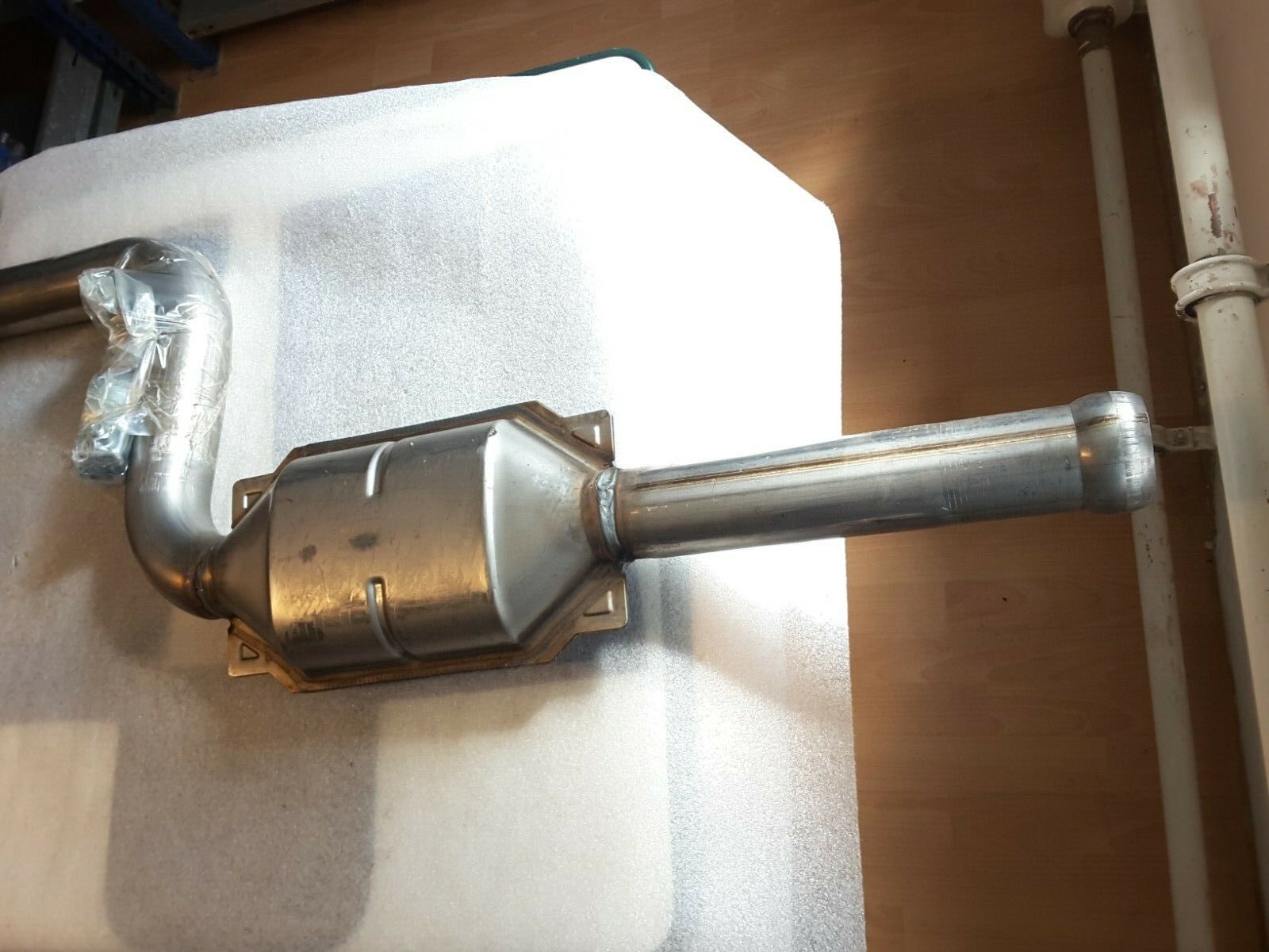 Katalysator Original Ernst Mercedes-Benz C-Klasse W203 C200 C220 CDI NEU.