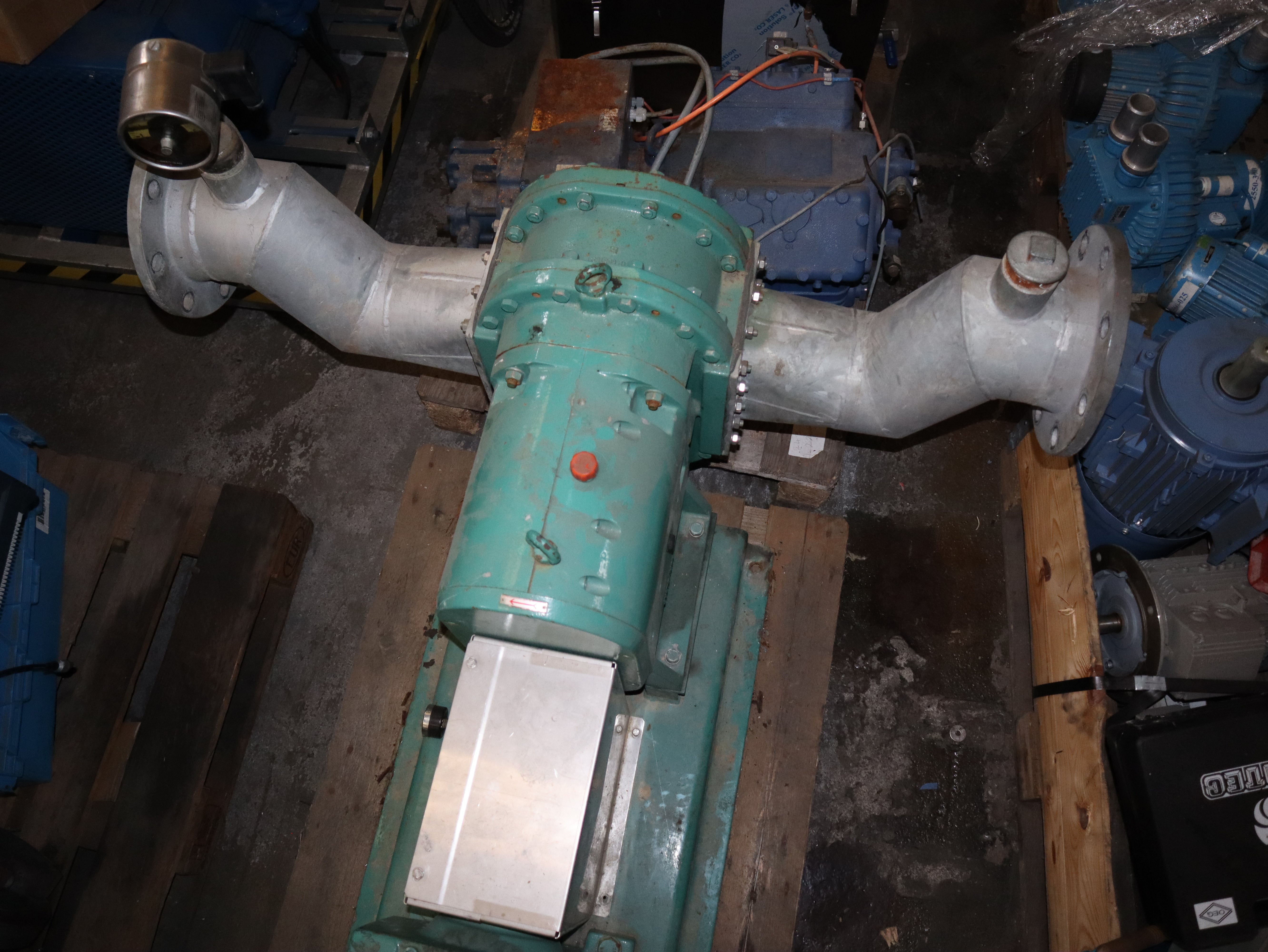 Wasserpumpe Nettzsch Mohnpumpen mit Nord Getriebebau SK 62-180 LX/4 IF