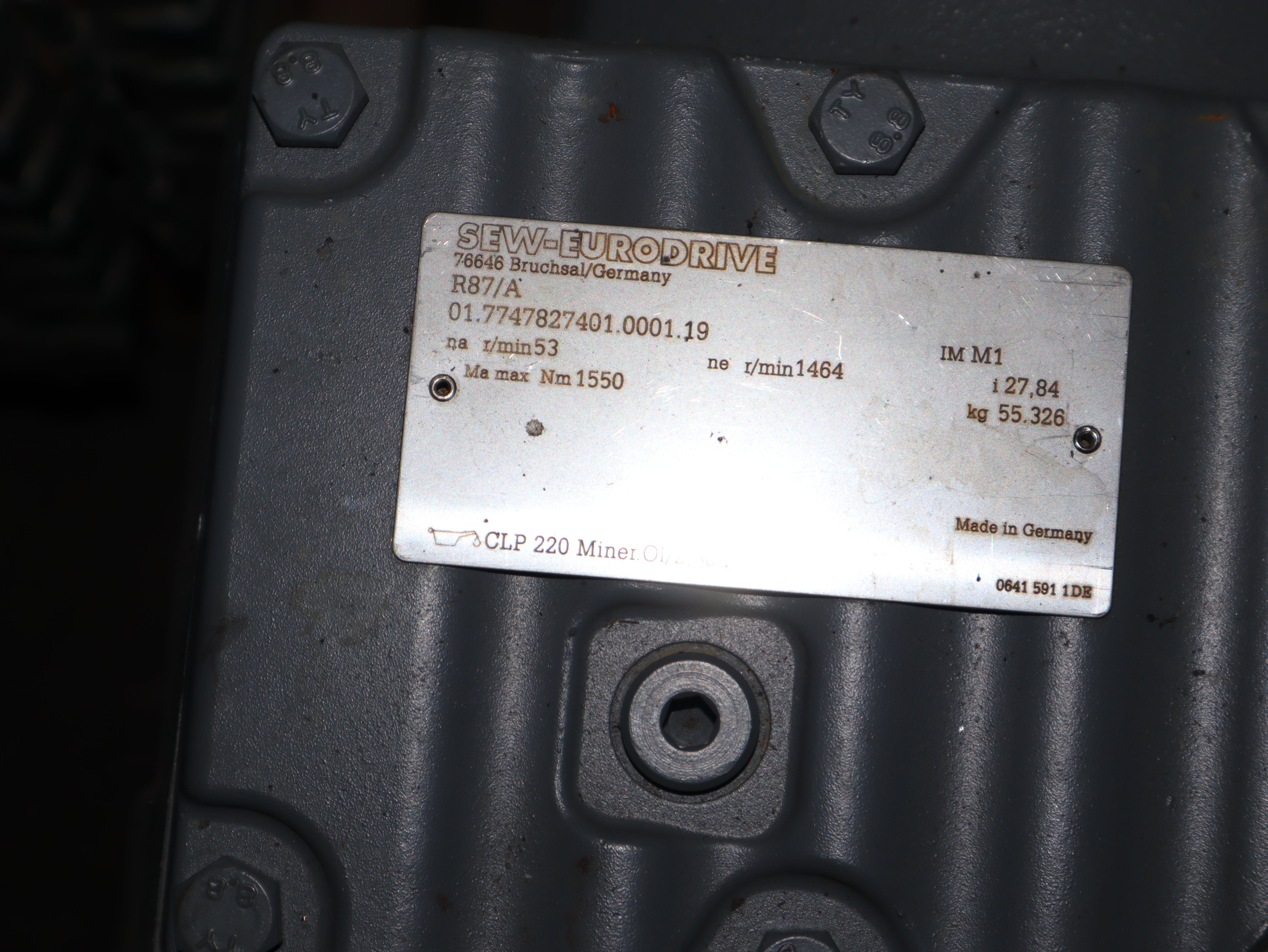 SEW Eurodrive R87DRN112M4, KW 4 S1, 50 Hz, r/min 1464/53 Neu