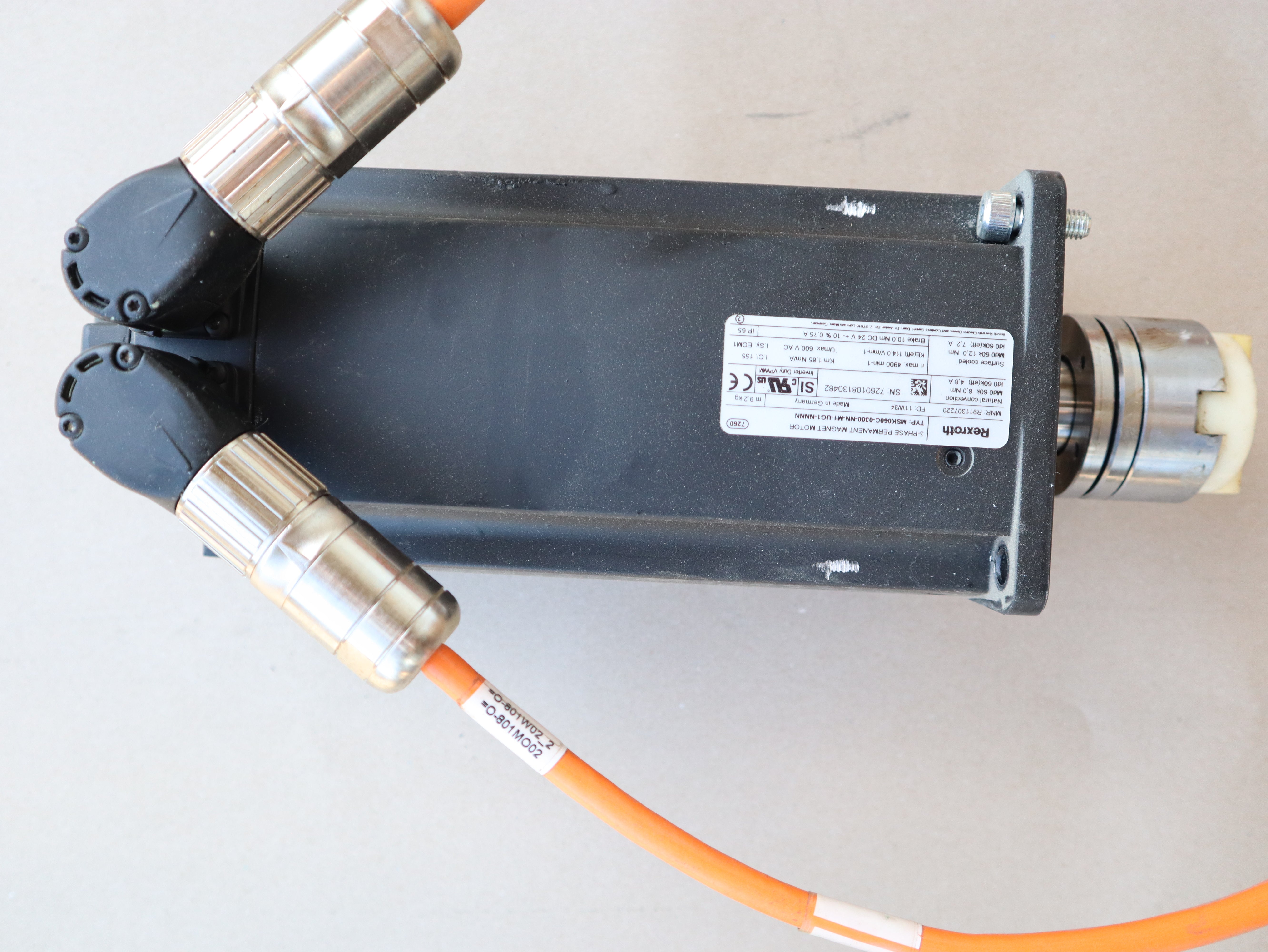 Rexroth 3-PH Permanent Magnet Motor MSK060C-0300-NN-M1-UG1-NNNN Gebraucht