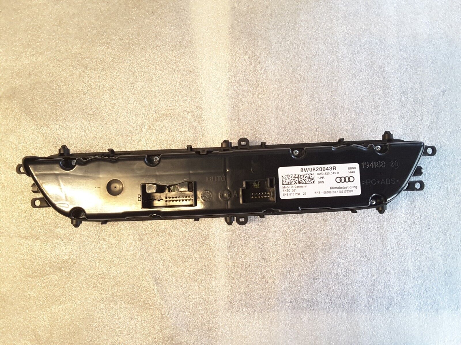 Control unit air conditioning, heating regulation original Audi A4 8w b9 8w0820043R, A4454-D13