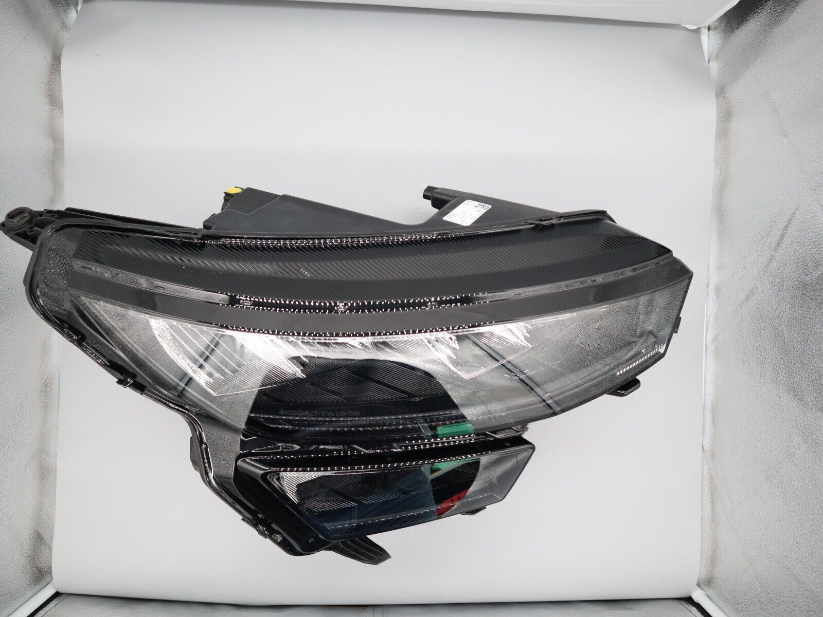 Headlight Right LED 566941010 Skoda Kodiaq New.