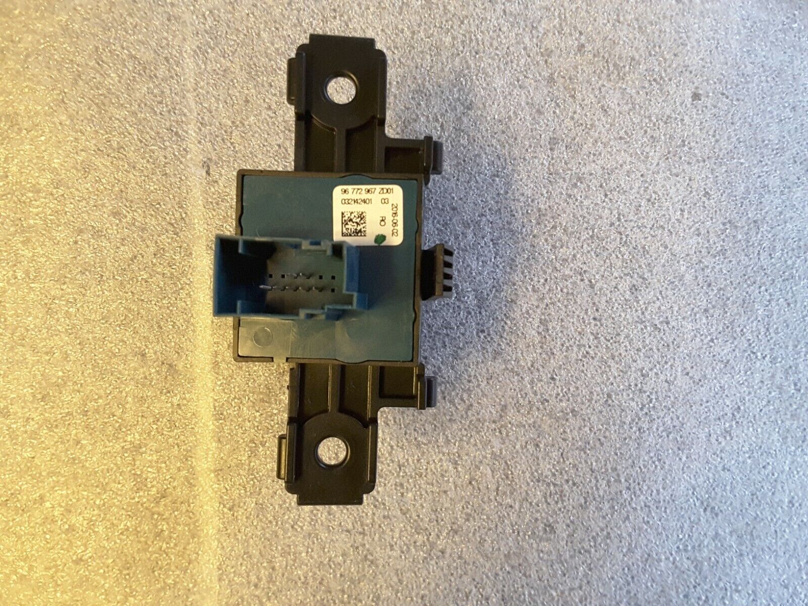 Interruptor de freno de mano PEUGEOT 508 SW 96772967 ZD NUEVO.