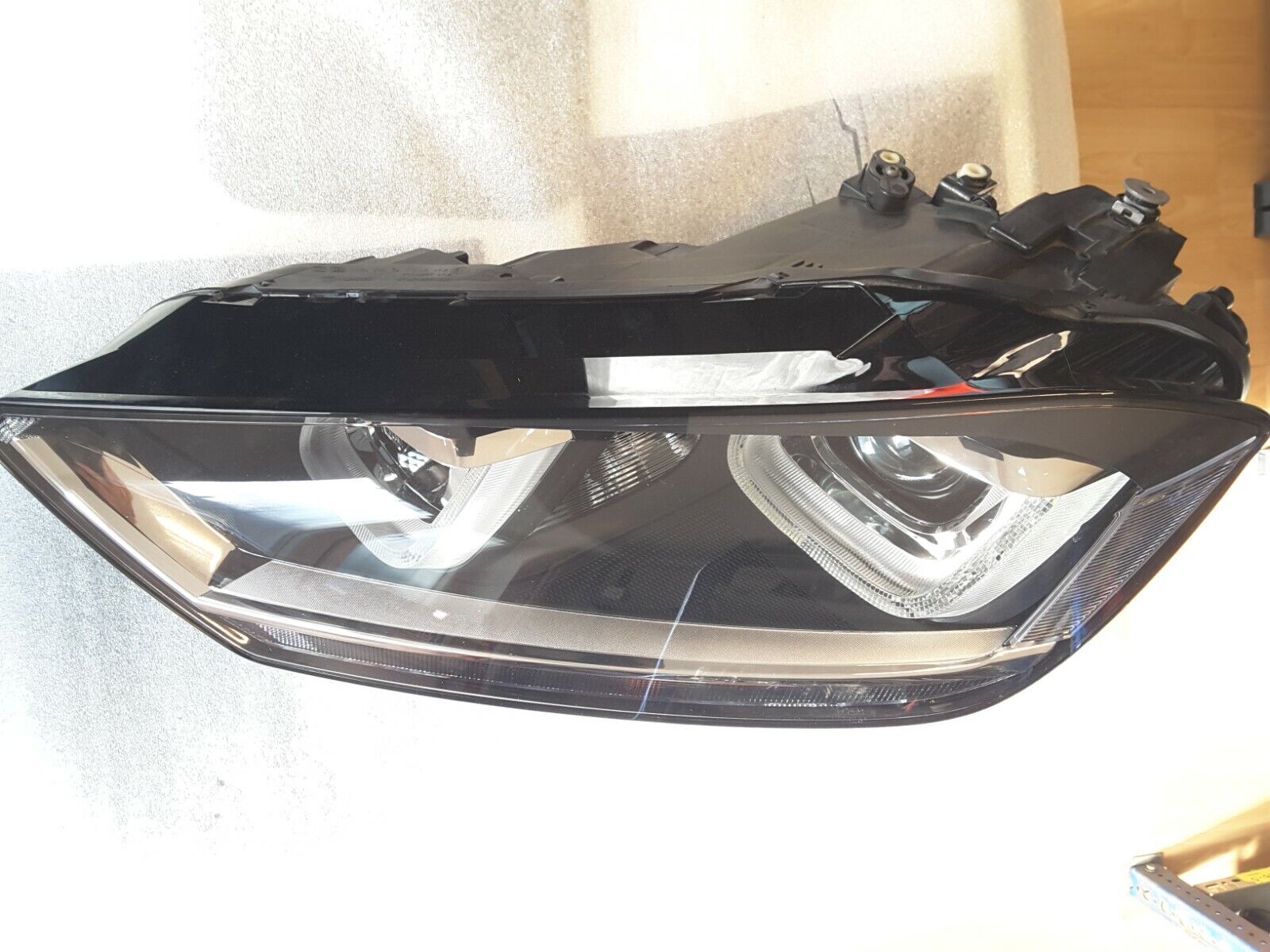 Headlight Xenon LED Original VW Golf Sportsvan Left 517941033A