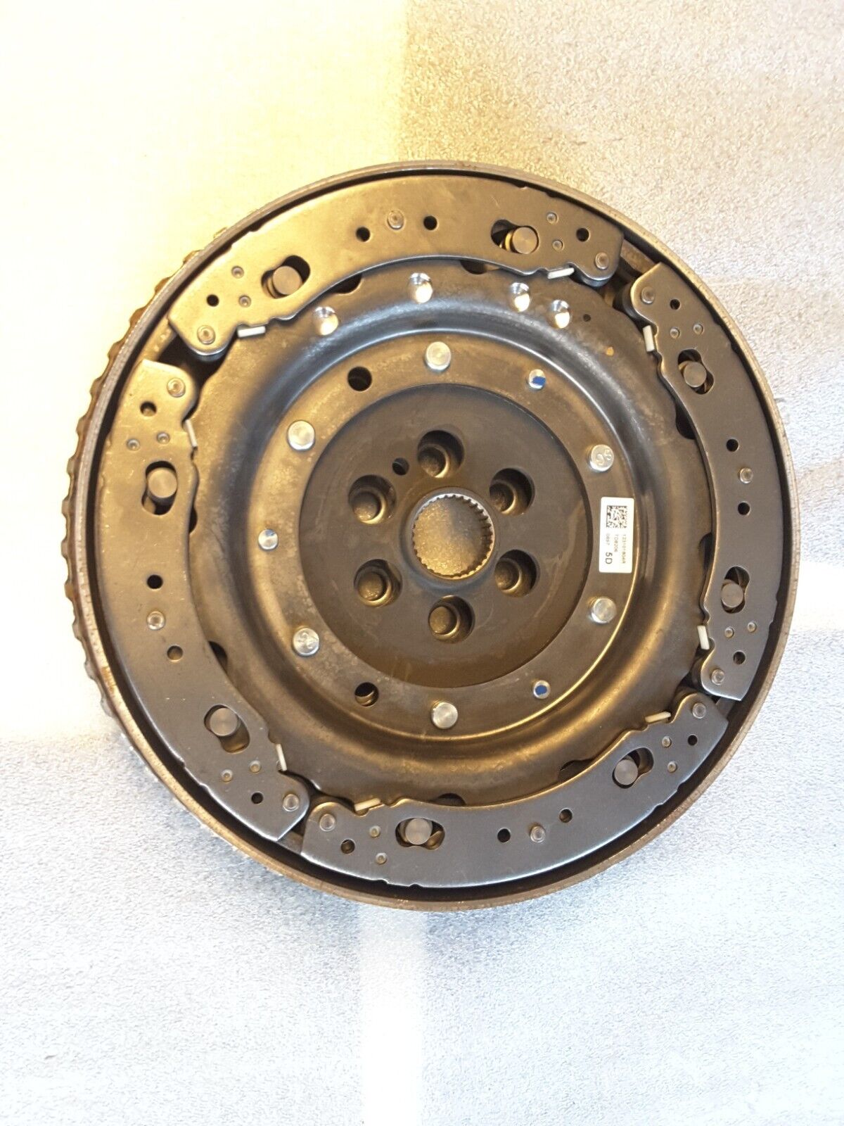 Automatic flywheel for Mercedes Dacia Renault Nissan Tce 123101804R Luk New.