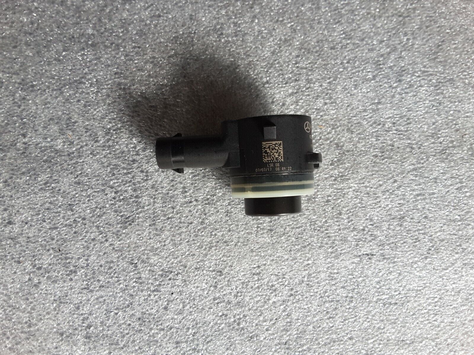 Parking sensor Parktronic PDC PTS Original Mercedes A0009055504 Black NEW.