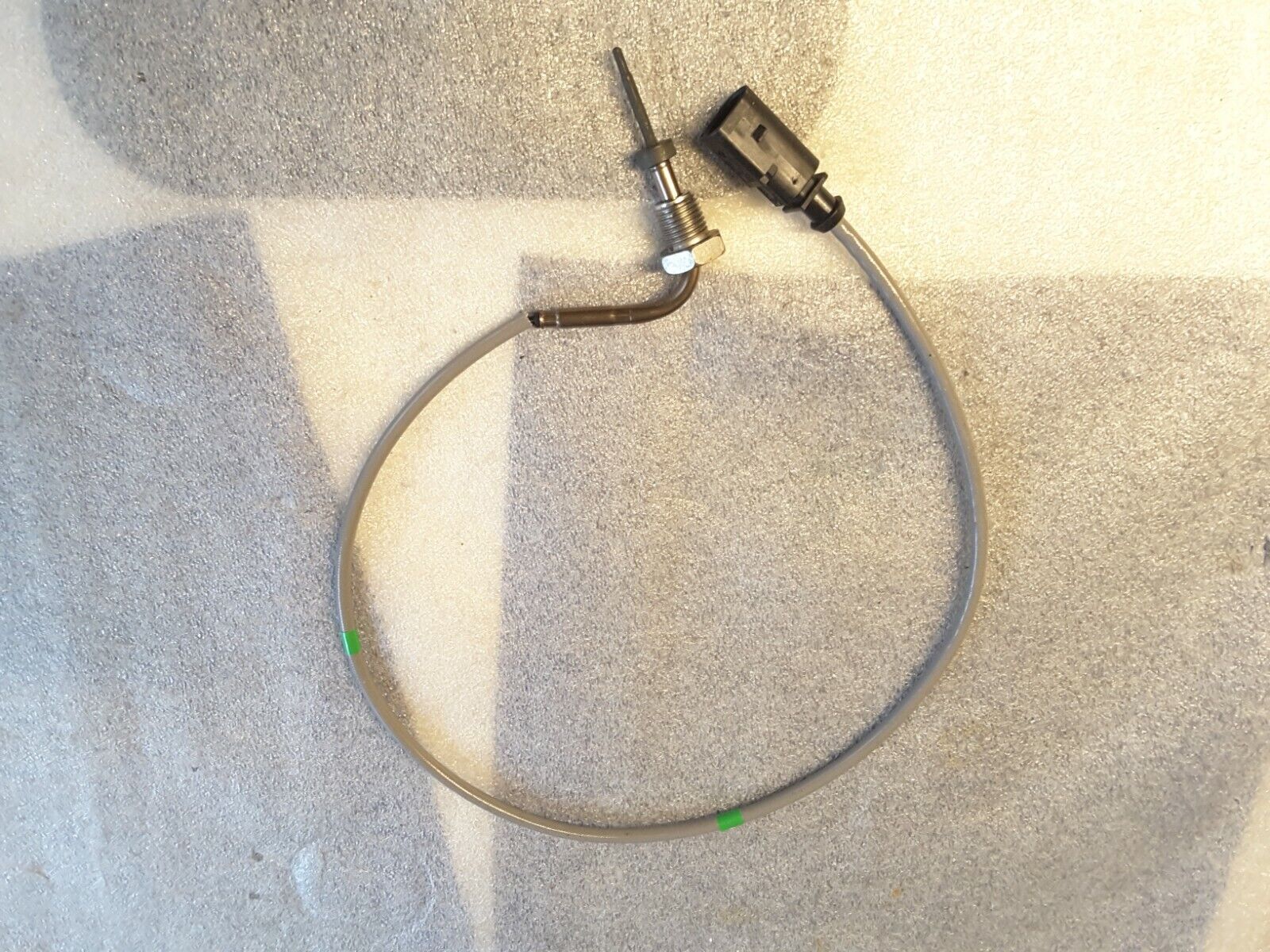 Sensor de temperatura de gases de escape 04L906088CC Original VW, 2.0 TDI, compatible con varios modelos VAG.

