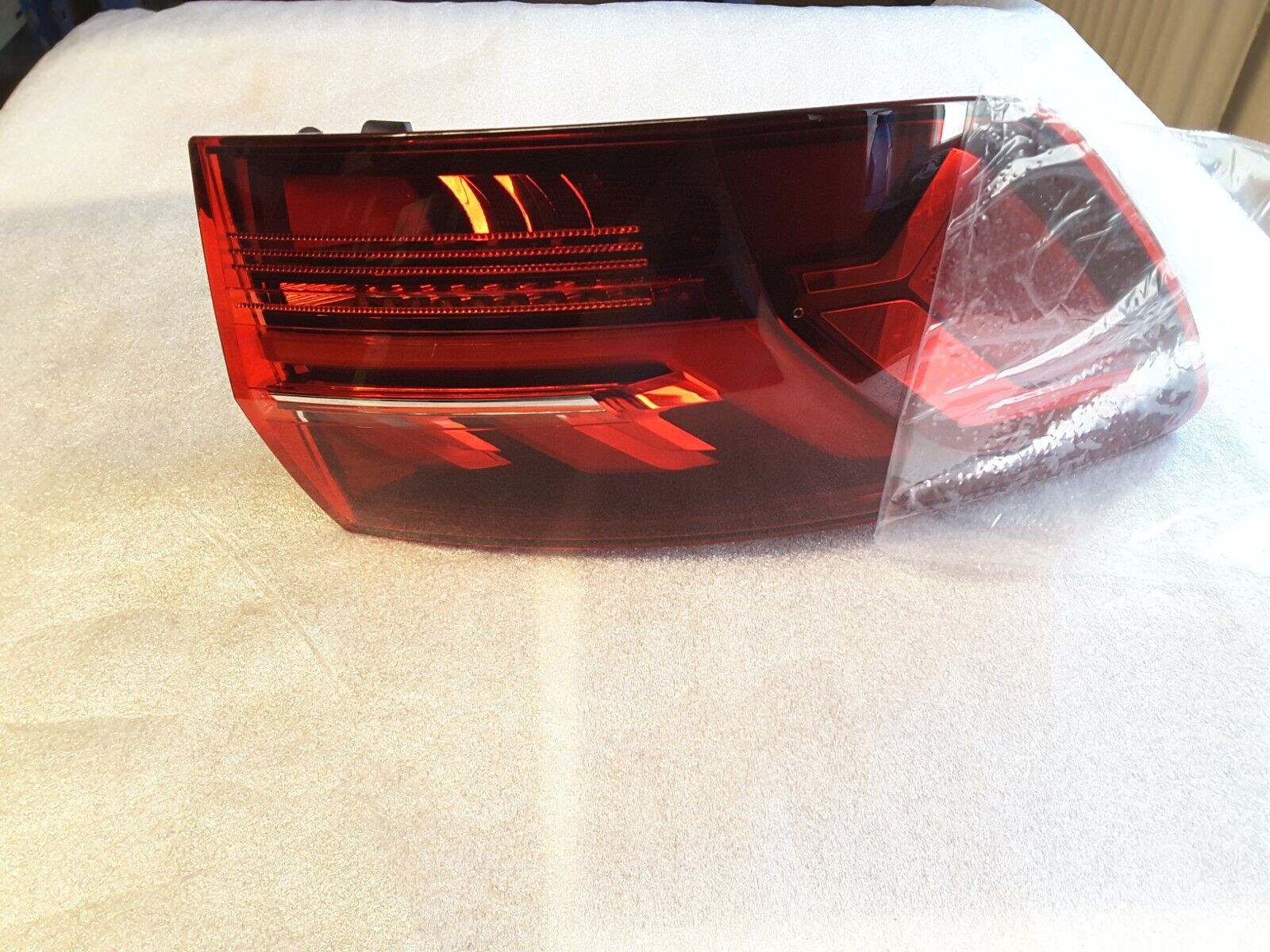 Rear light LED original AUDI A4 AVANT (8W9) OUTSIDE LEFT 8W9945091AB