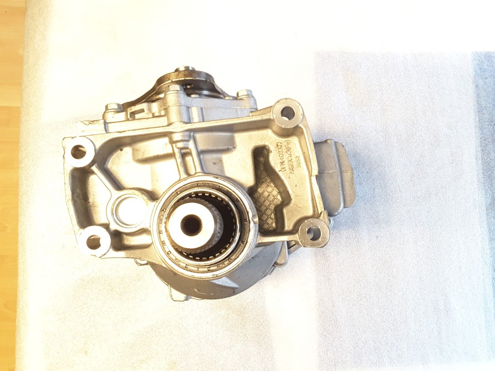 Verteilergetriebe Winkelgetriebe Original VW Passat, Skoda Neu

